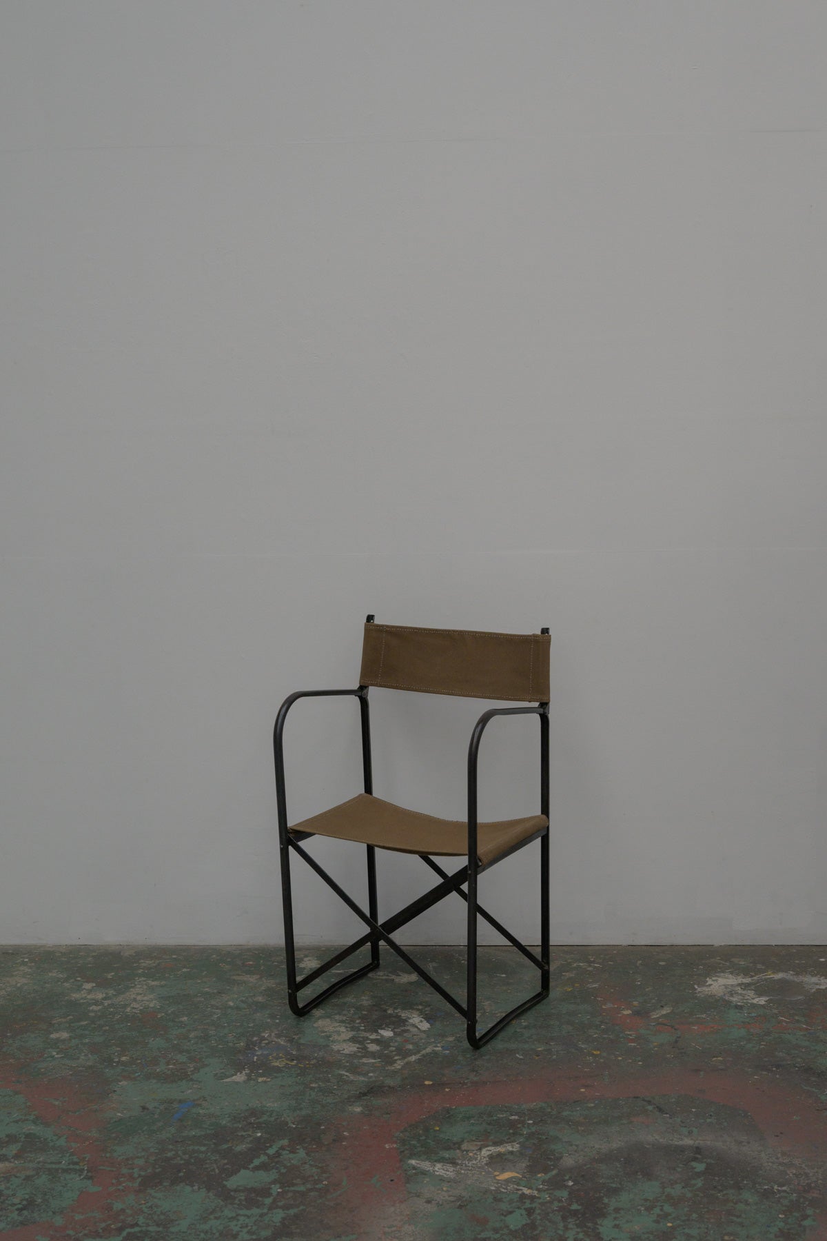 #0690 folding chair
