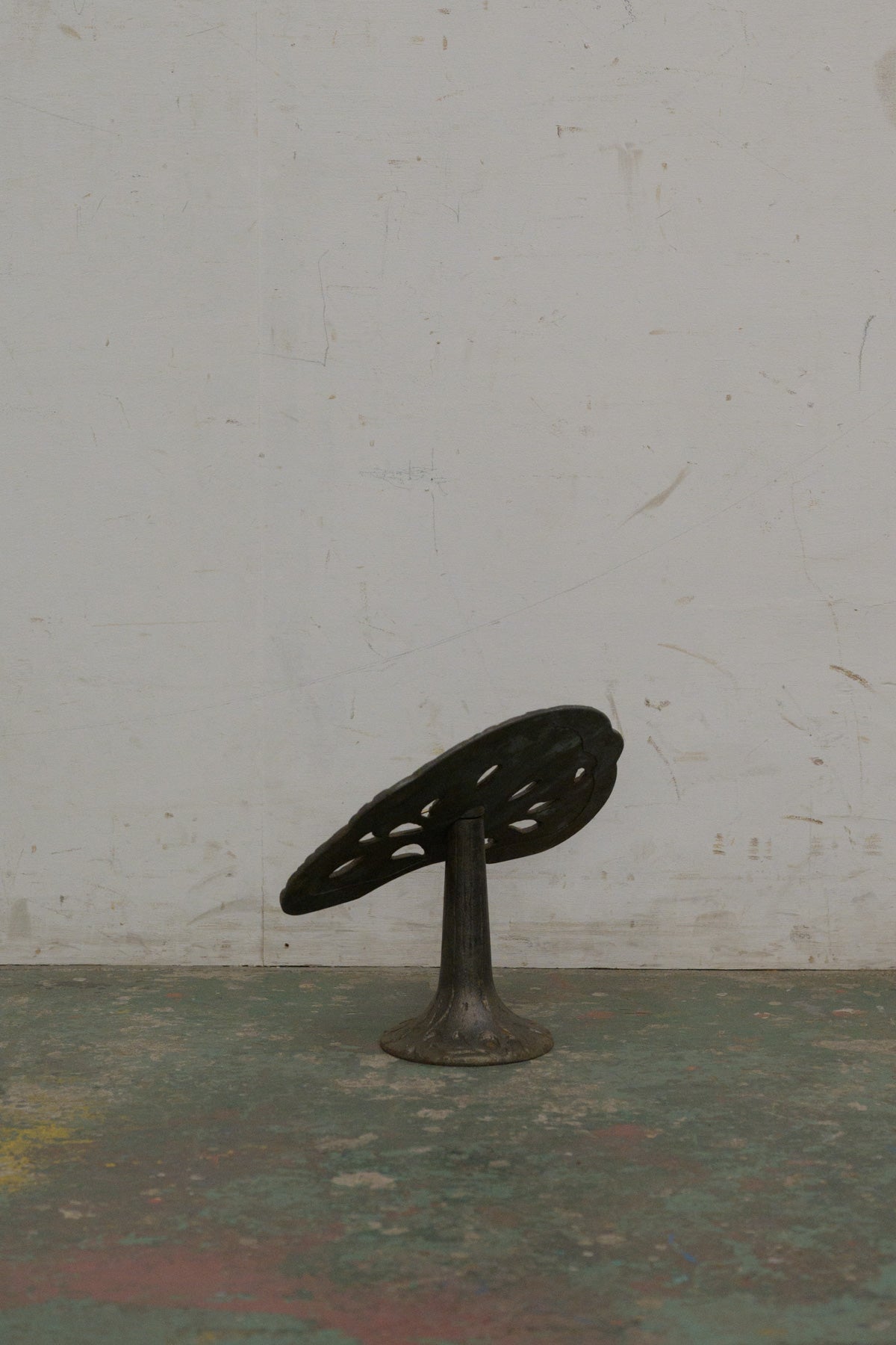 #0210 book stand