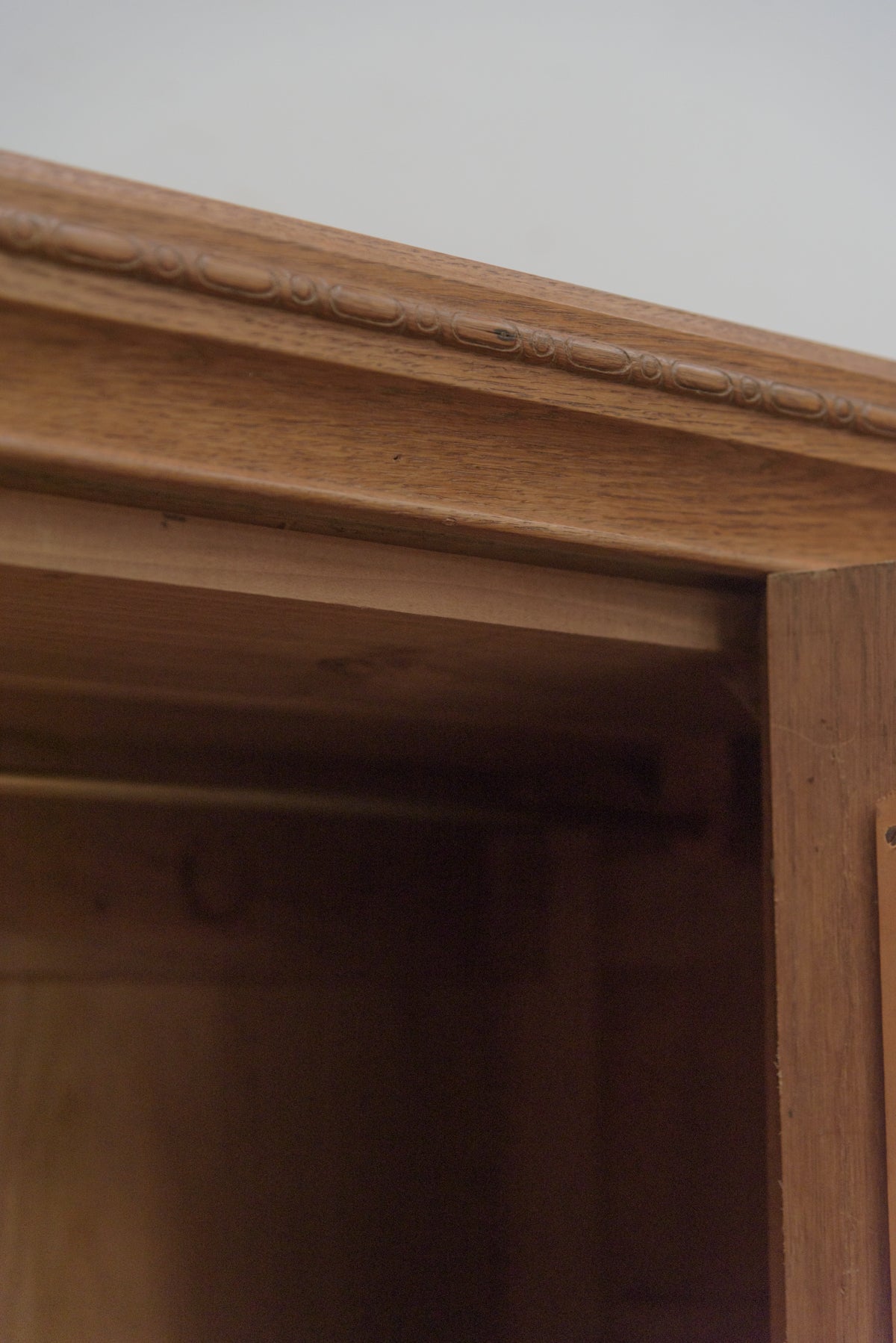 #9012 cabinet