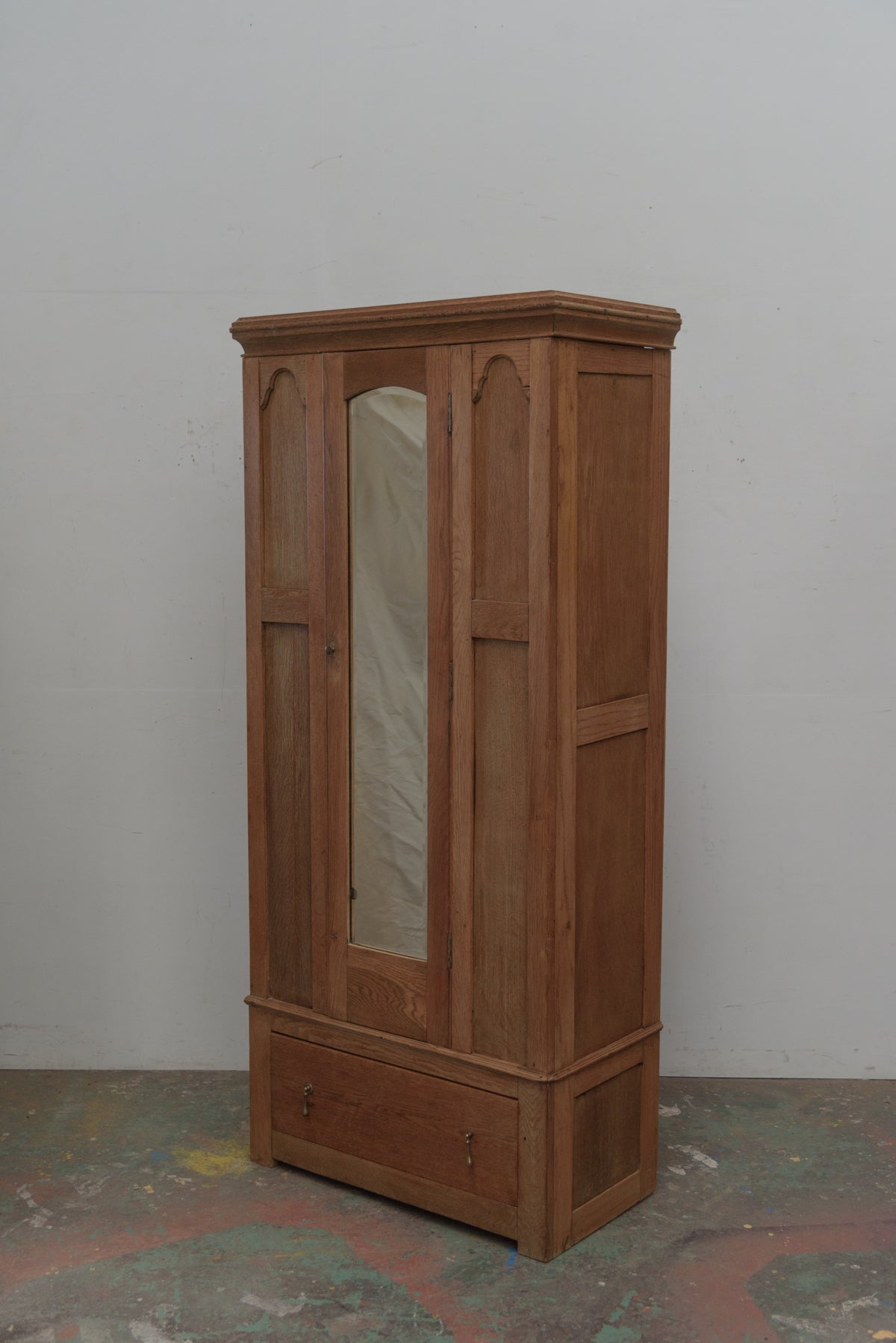 #9012 cabinet