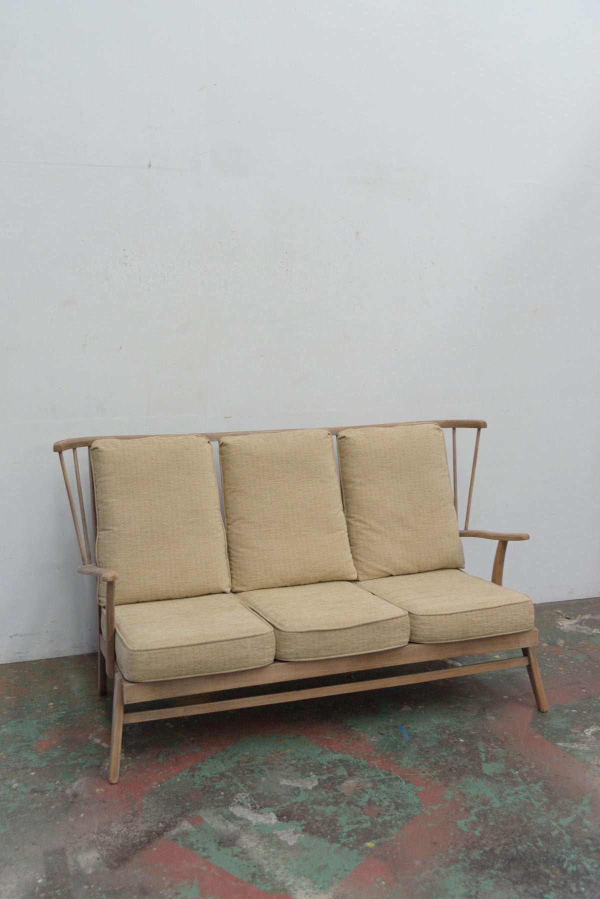 #9742 sofa