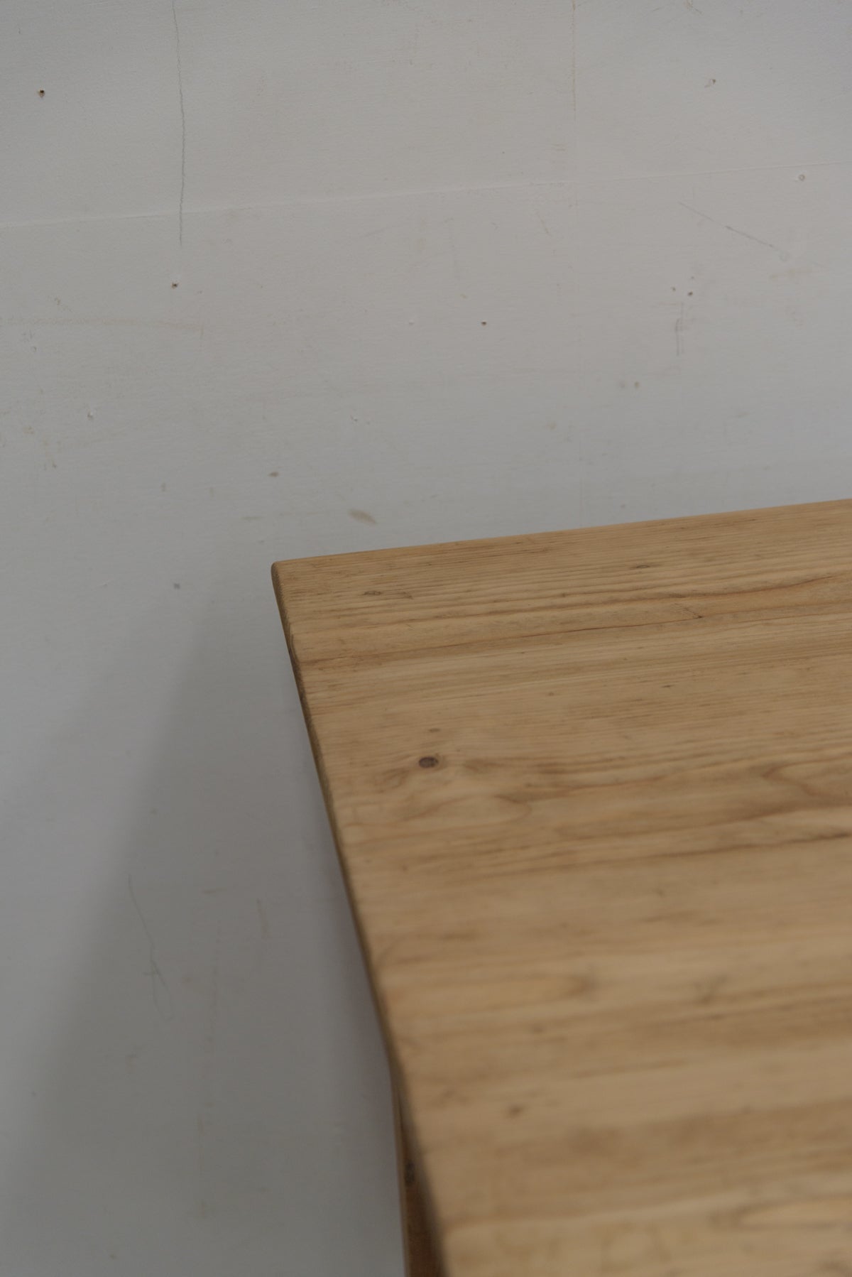 #9015 table