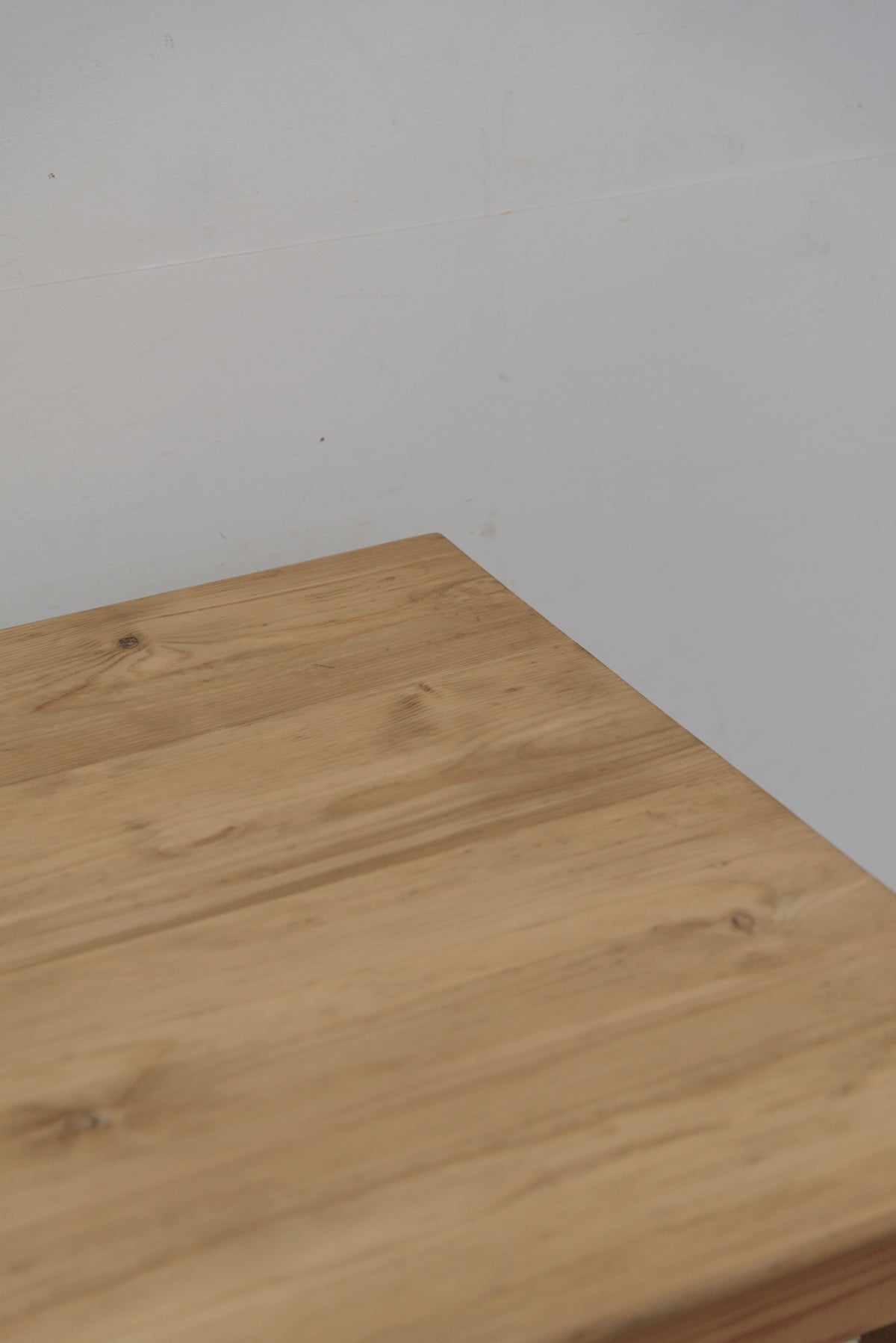 #9015 table