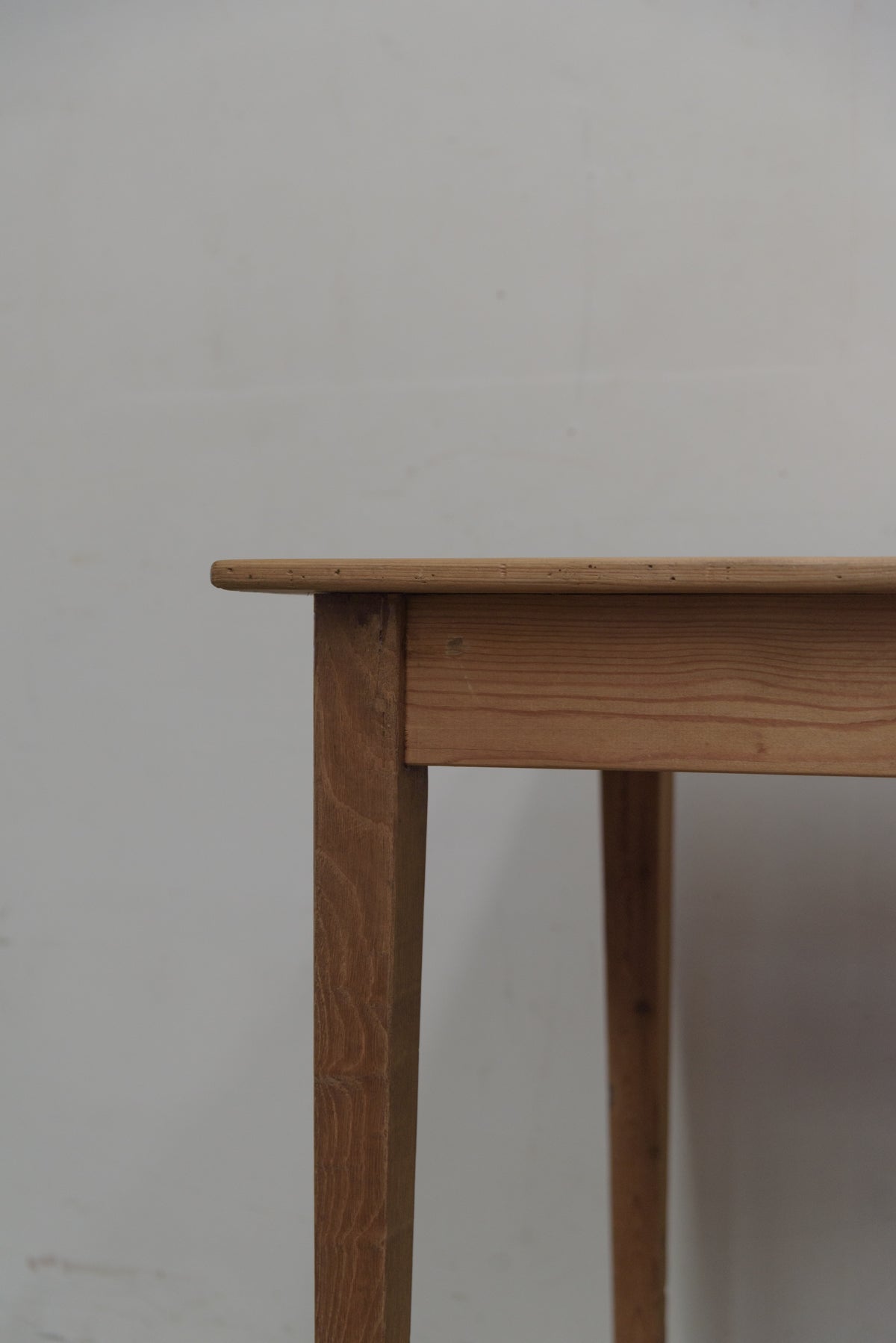 #9015 table