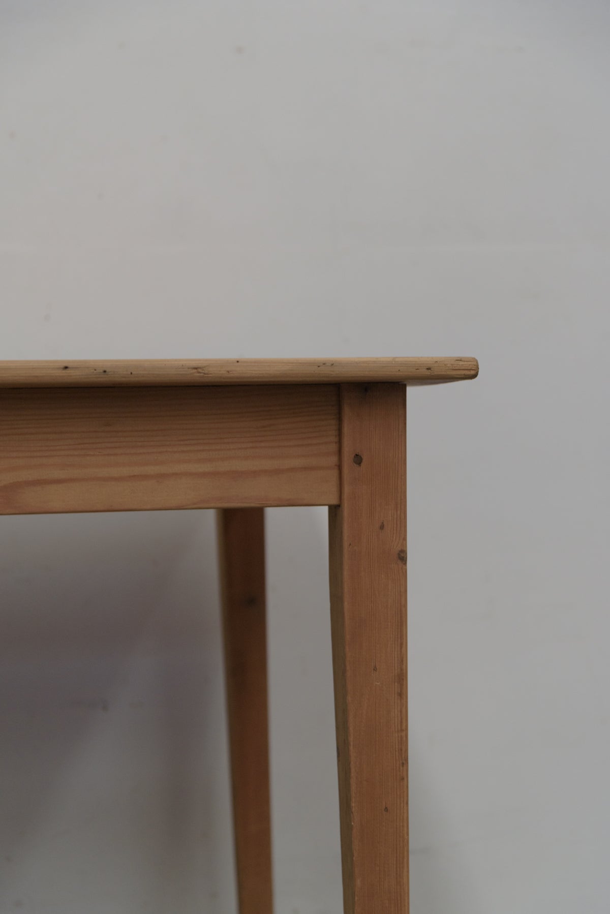 #9015 table