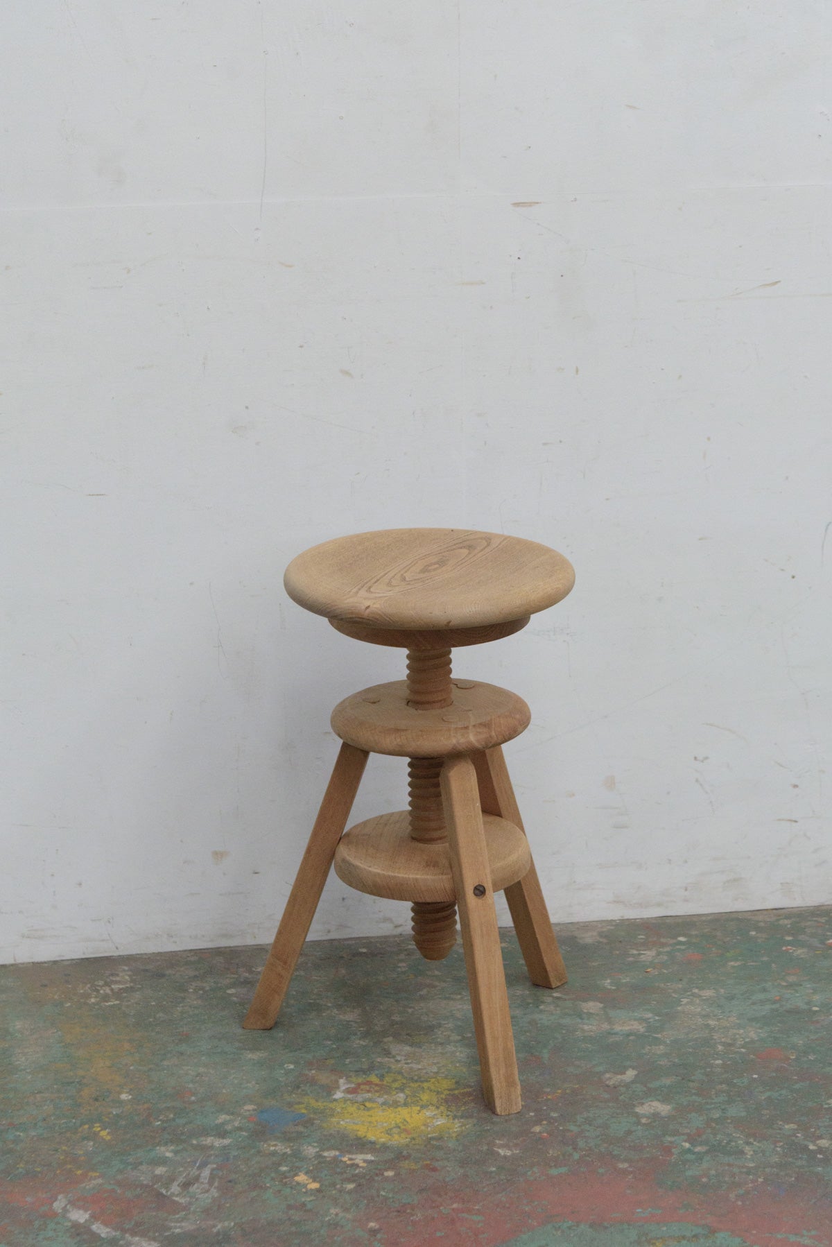 #9744 stool