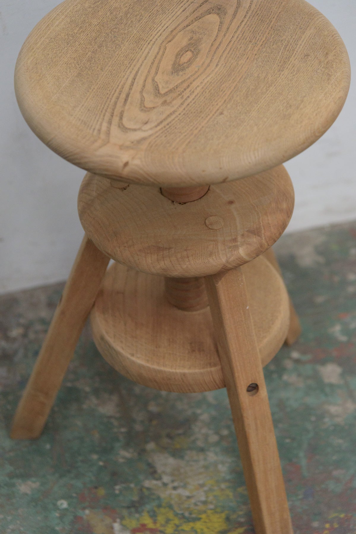#9744 stool