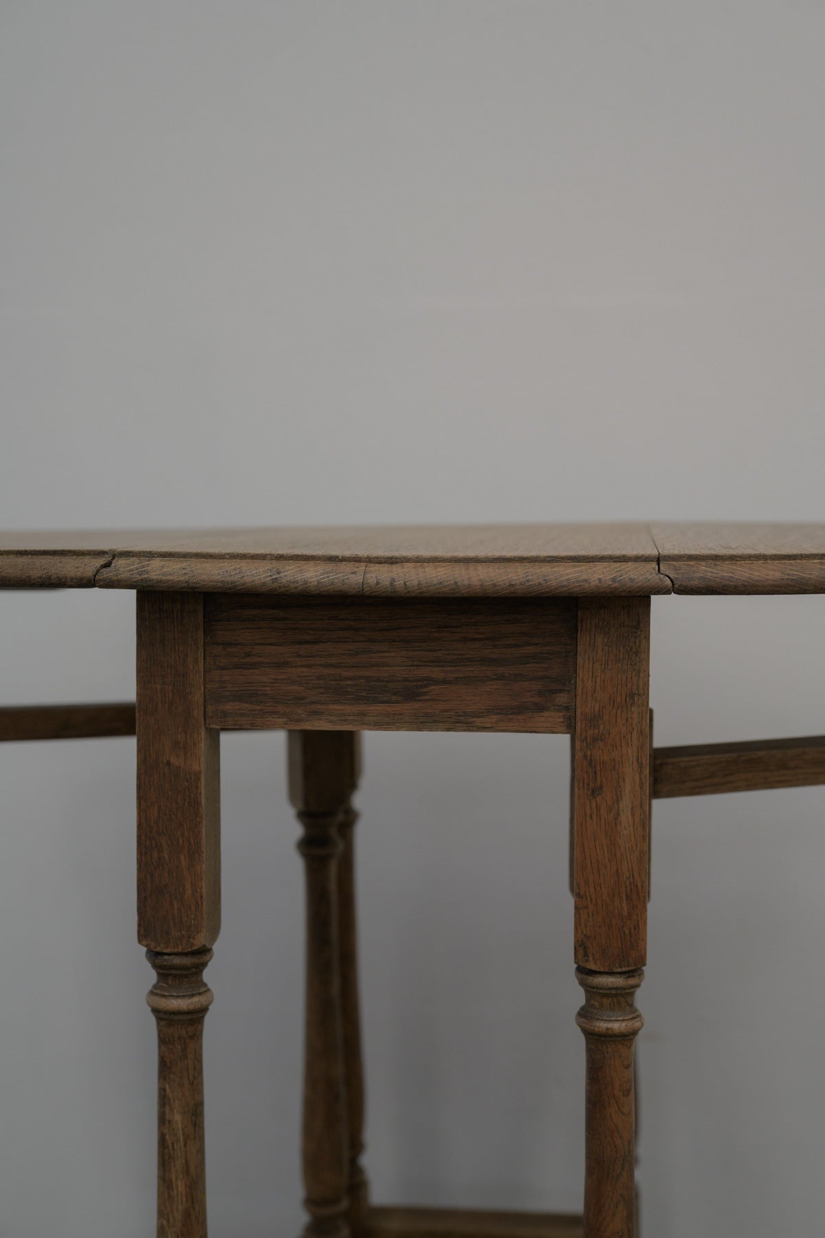 #0702 gateleg table