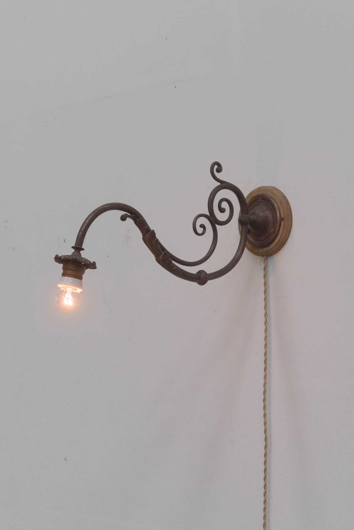 #7320 wall lamp