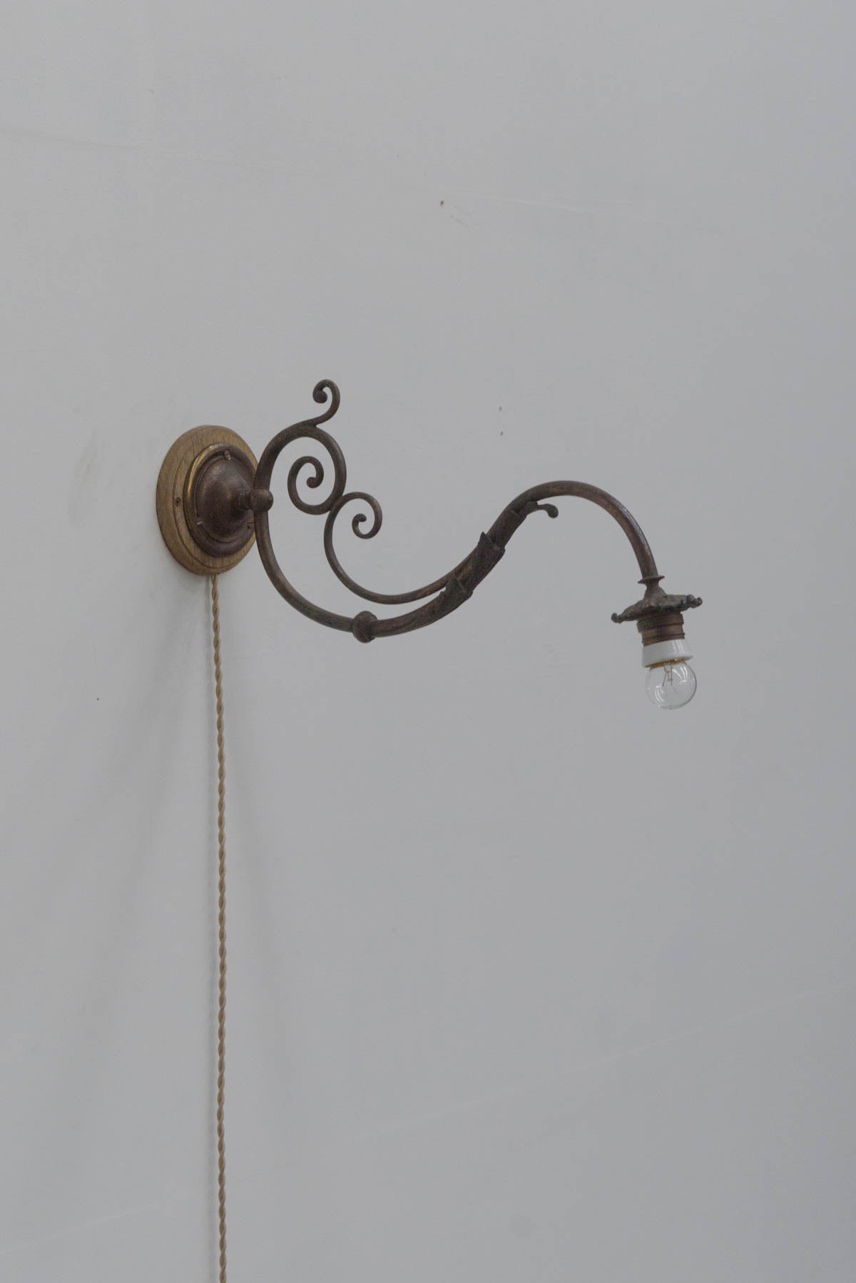 #7320 wall lamp