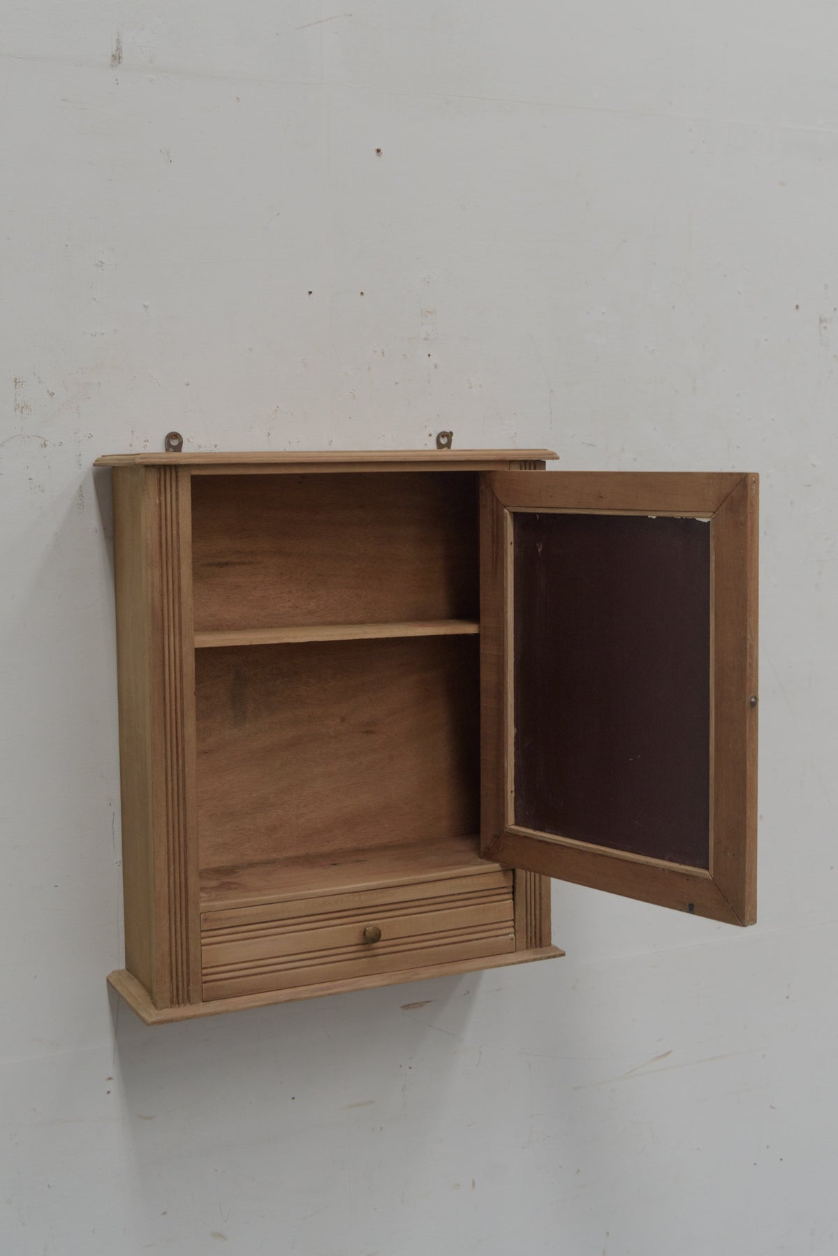 #9462 wall cabinet