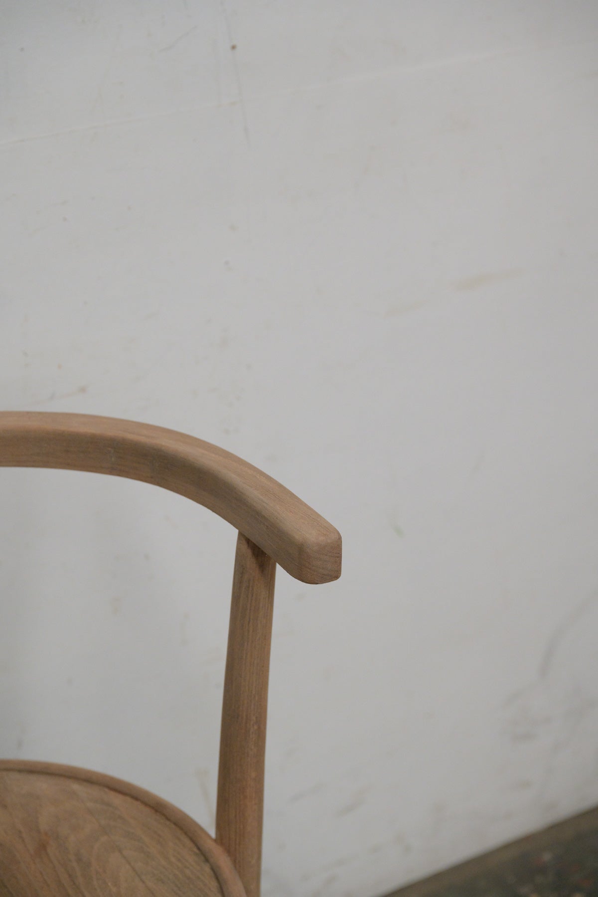 #0226 arm chair