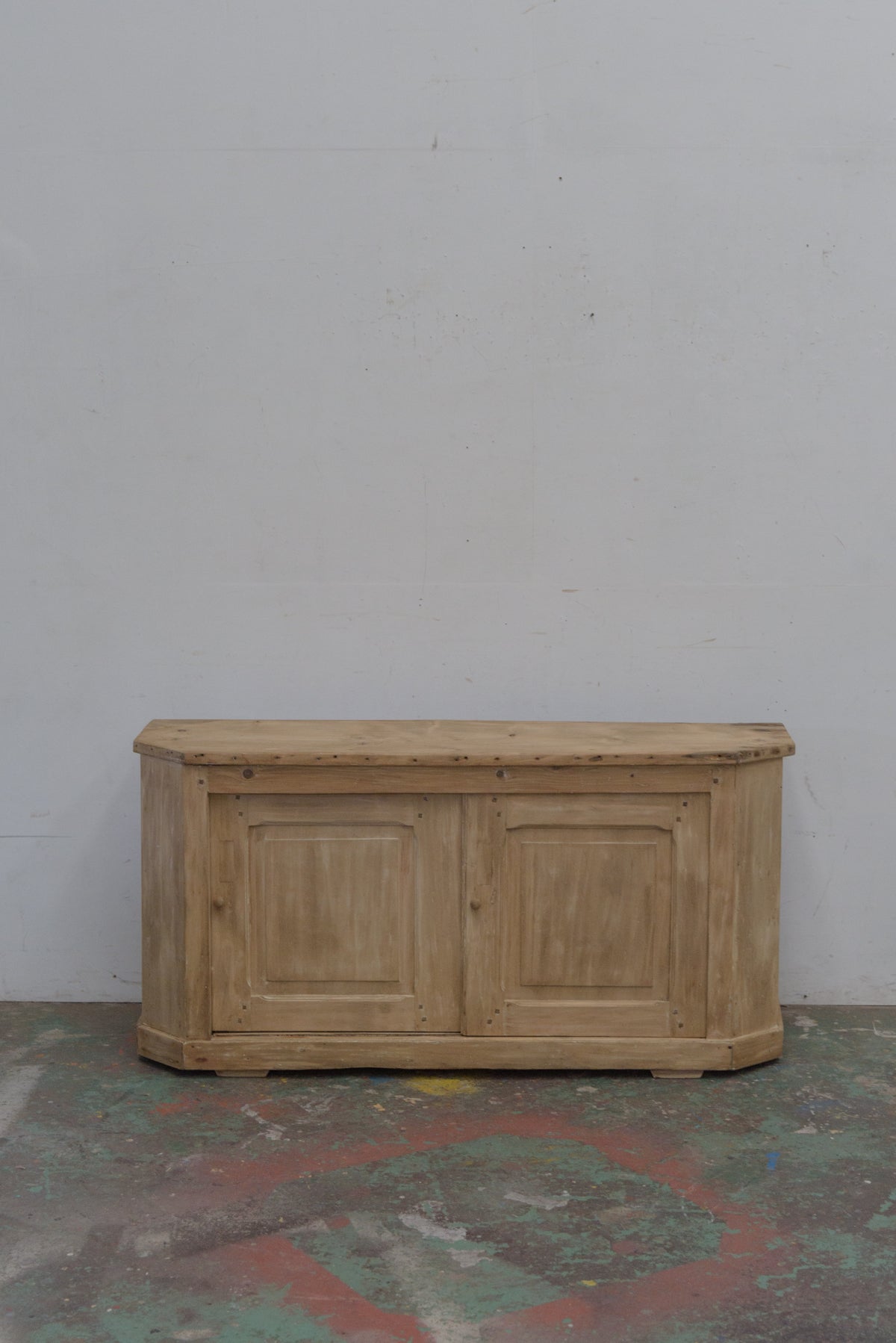 #9463 cabinet