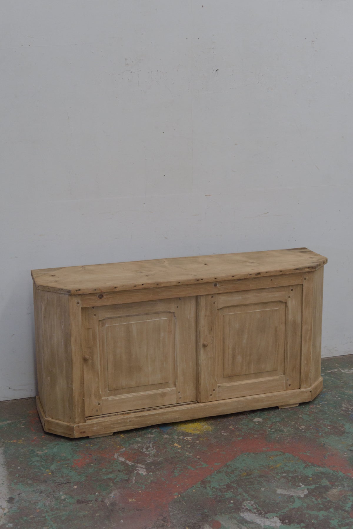 #9463 cabinet