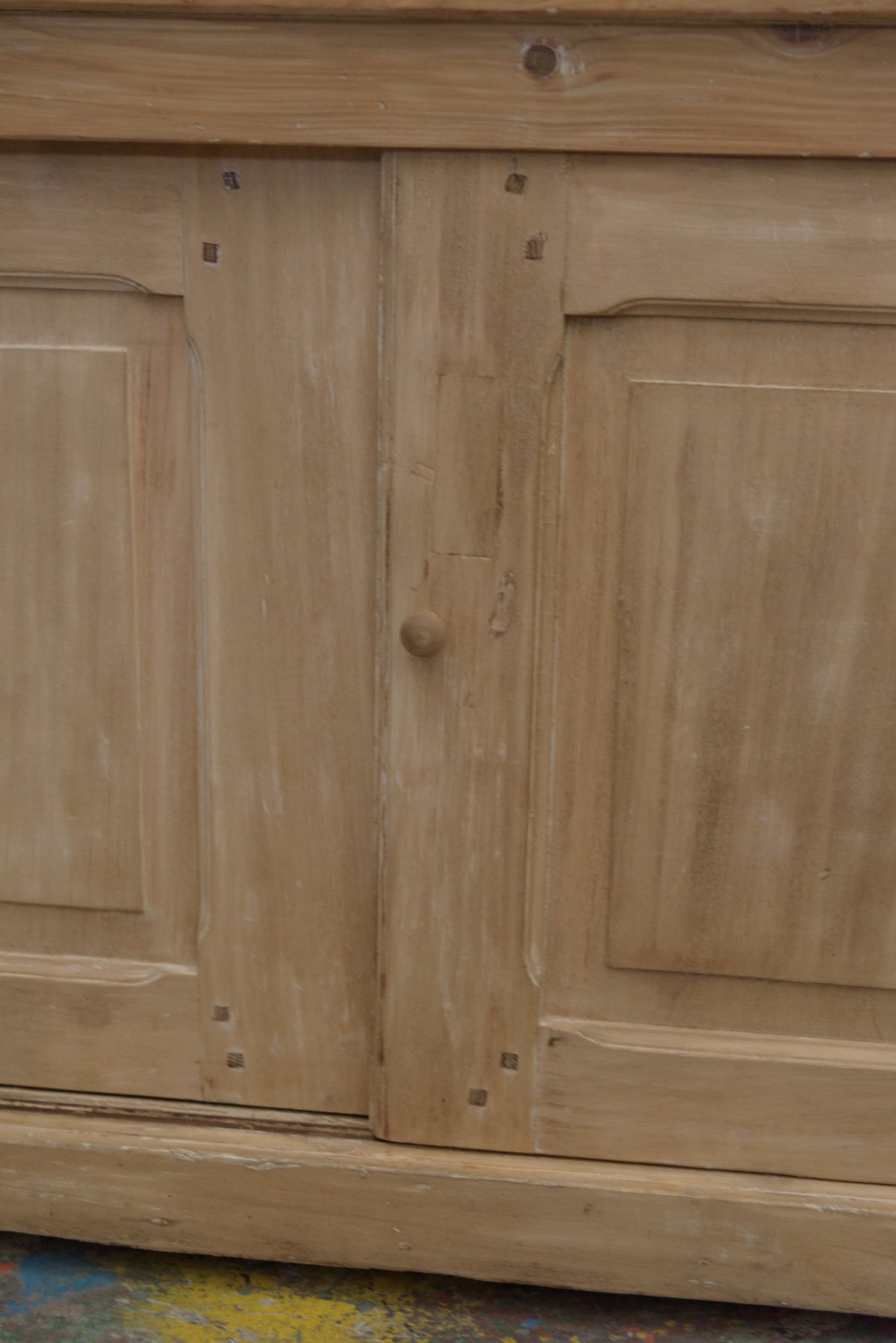 #9463 cabinet