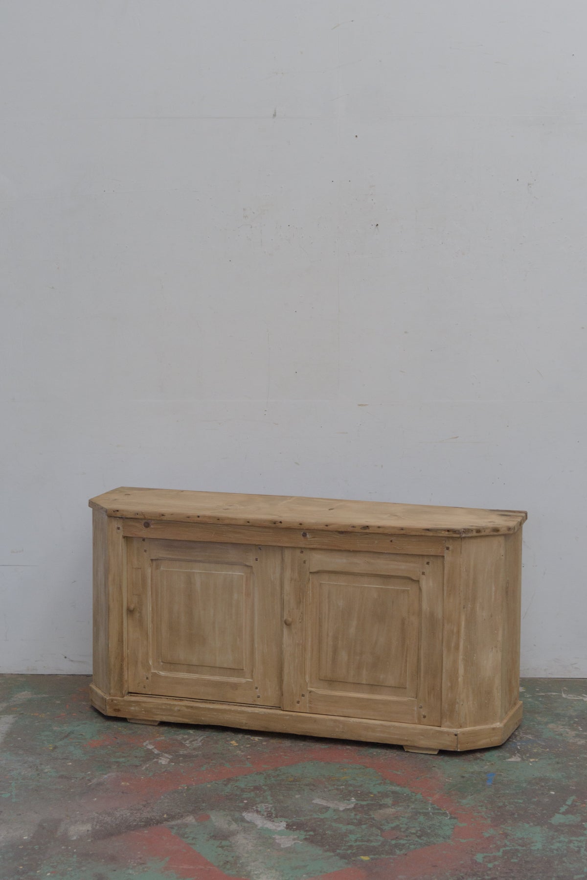 #9463 cabinet