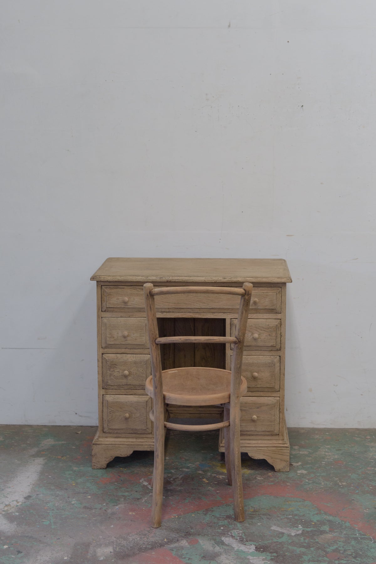 #9468 desk
