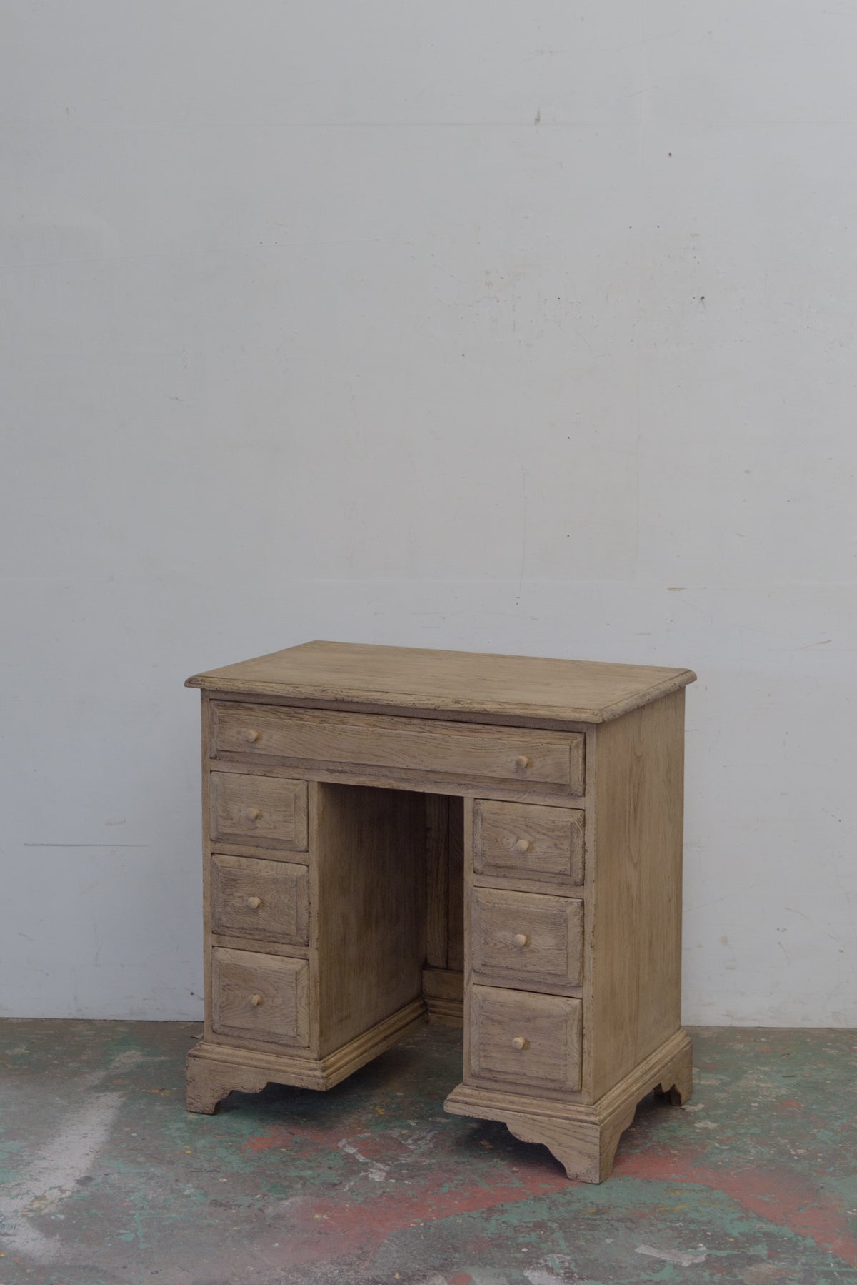#9468 desk