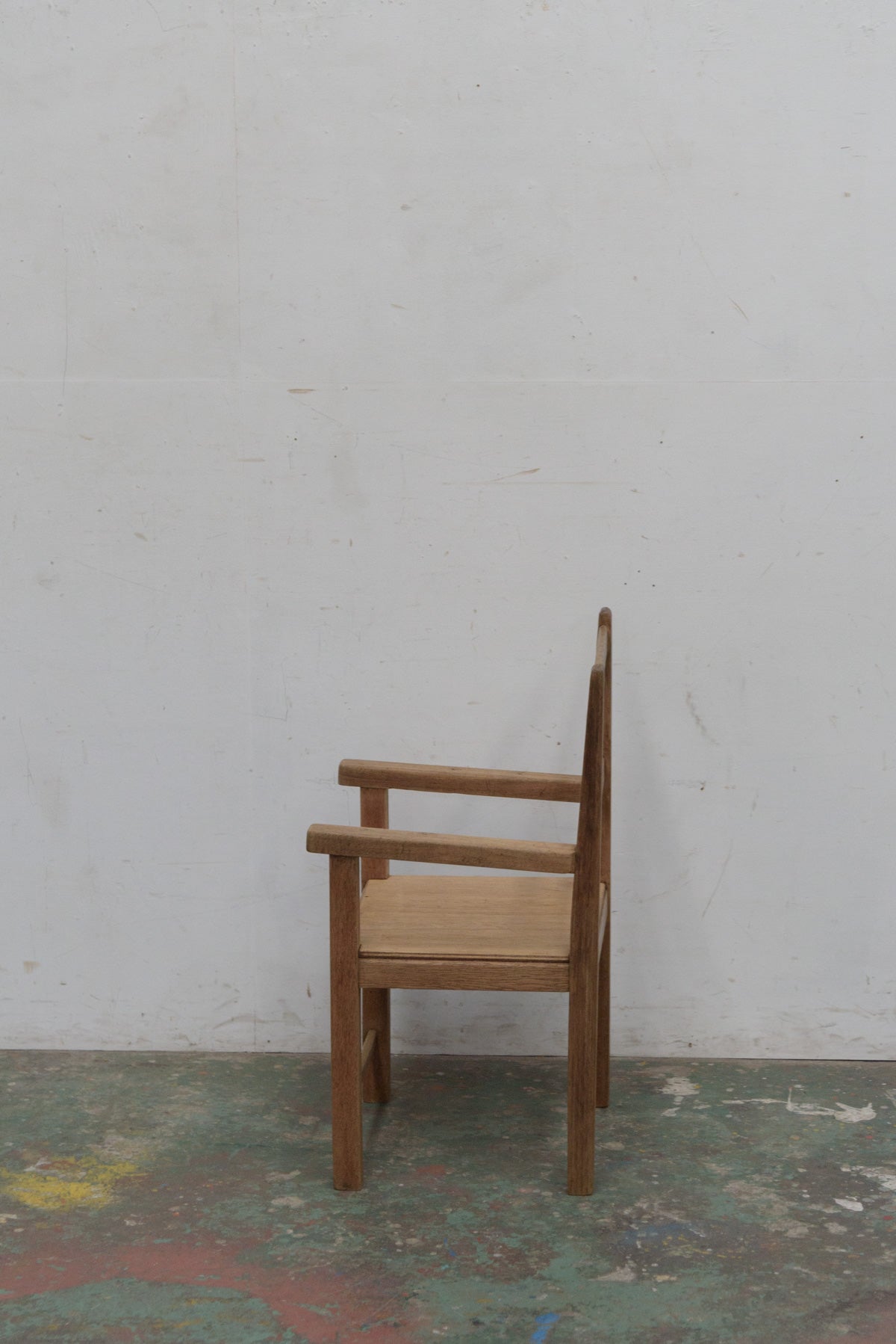 #9761 table & chairs