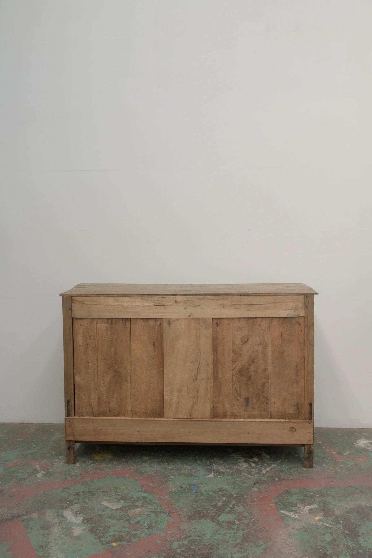 #0714 cabinet