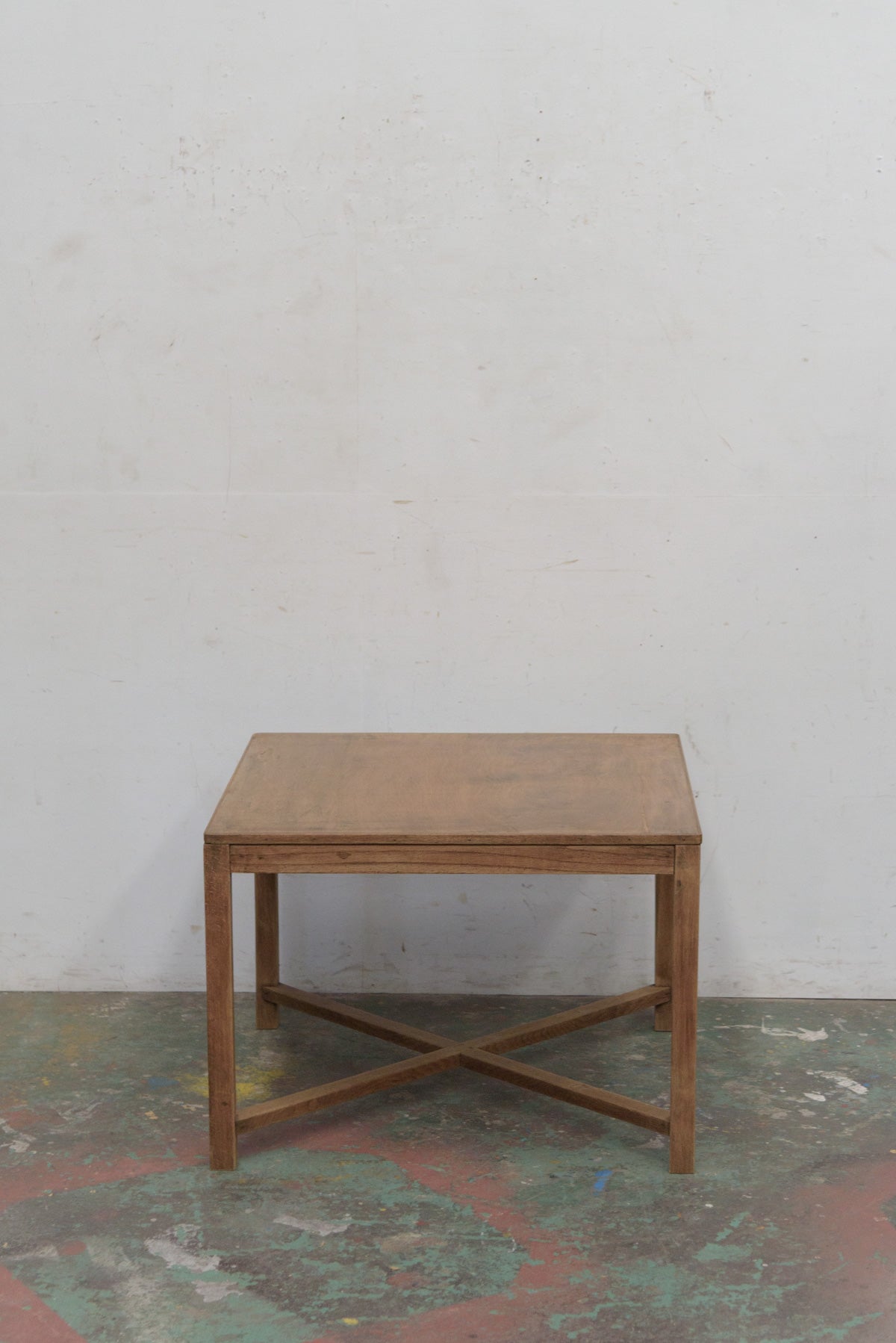 #9761 table & chairs