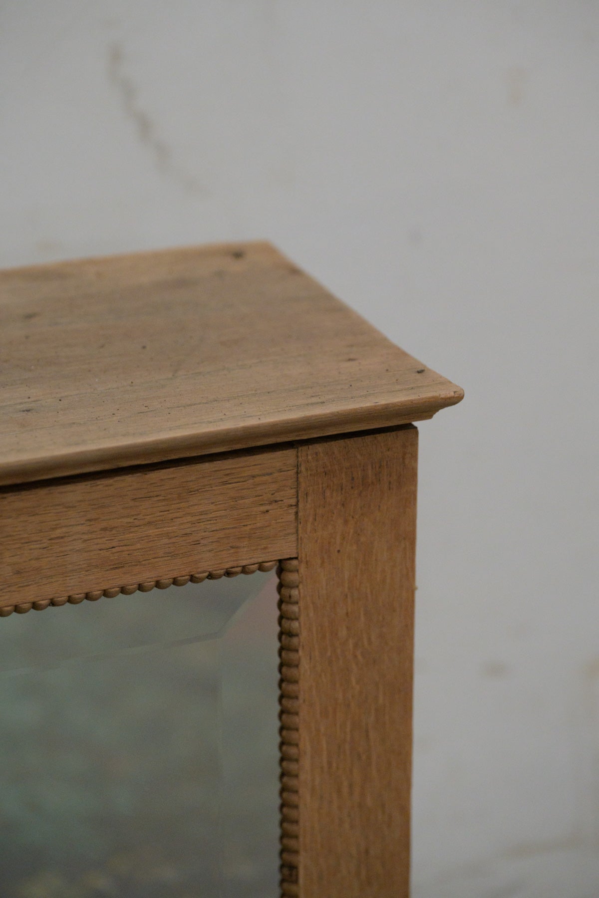 #5265 small cabinet