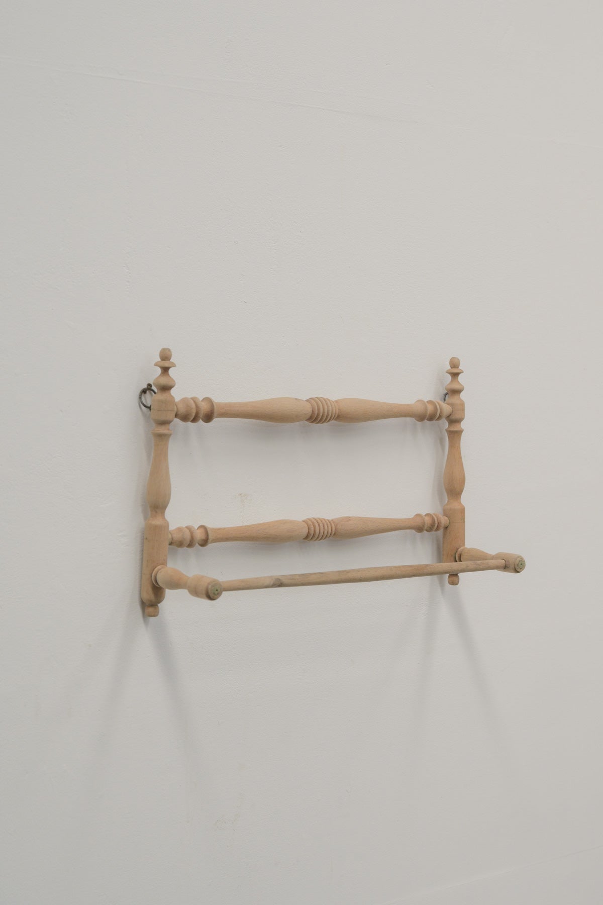 #0720 towel rack