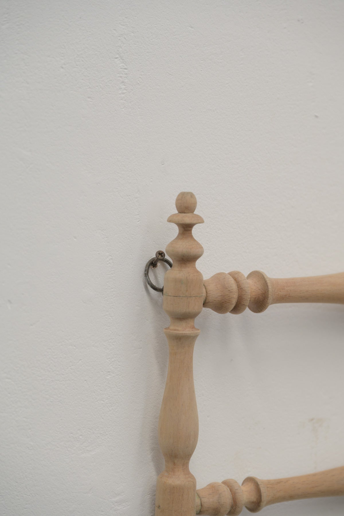 #0720 towel rack