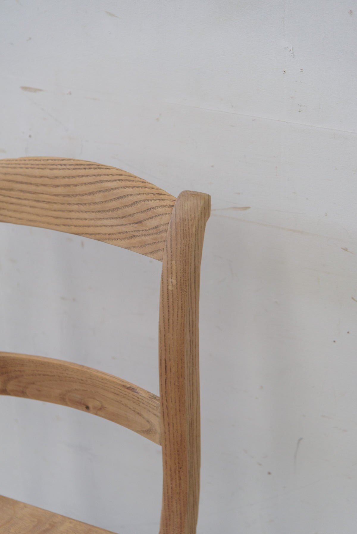 #0611 chair