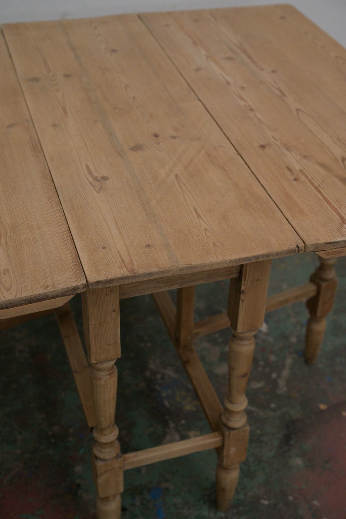 #0245 gateleg table
