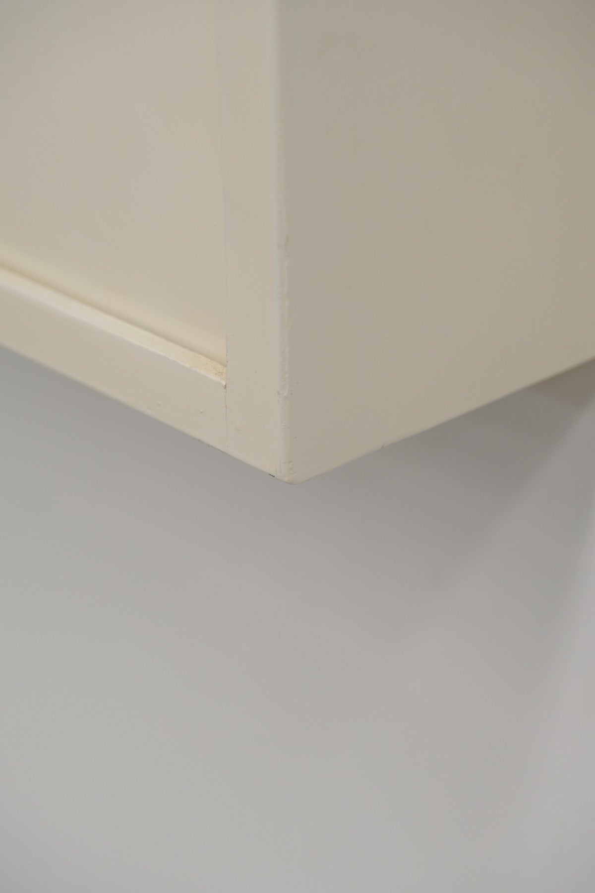 #0724 cabinet