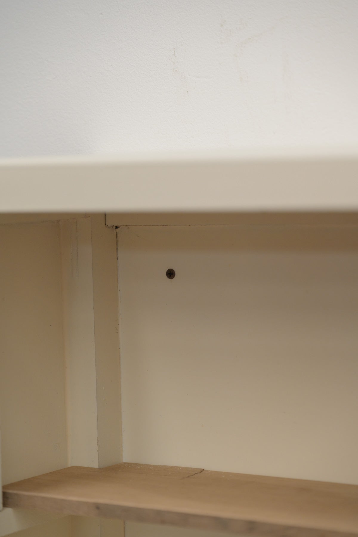 #0724 cabinet