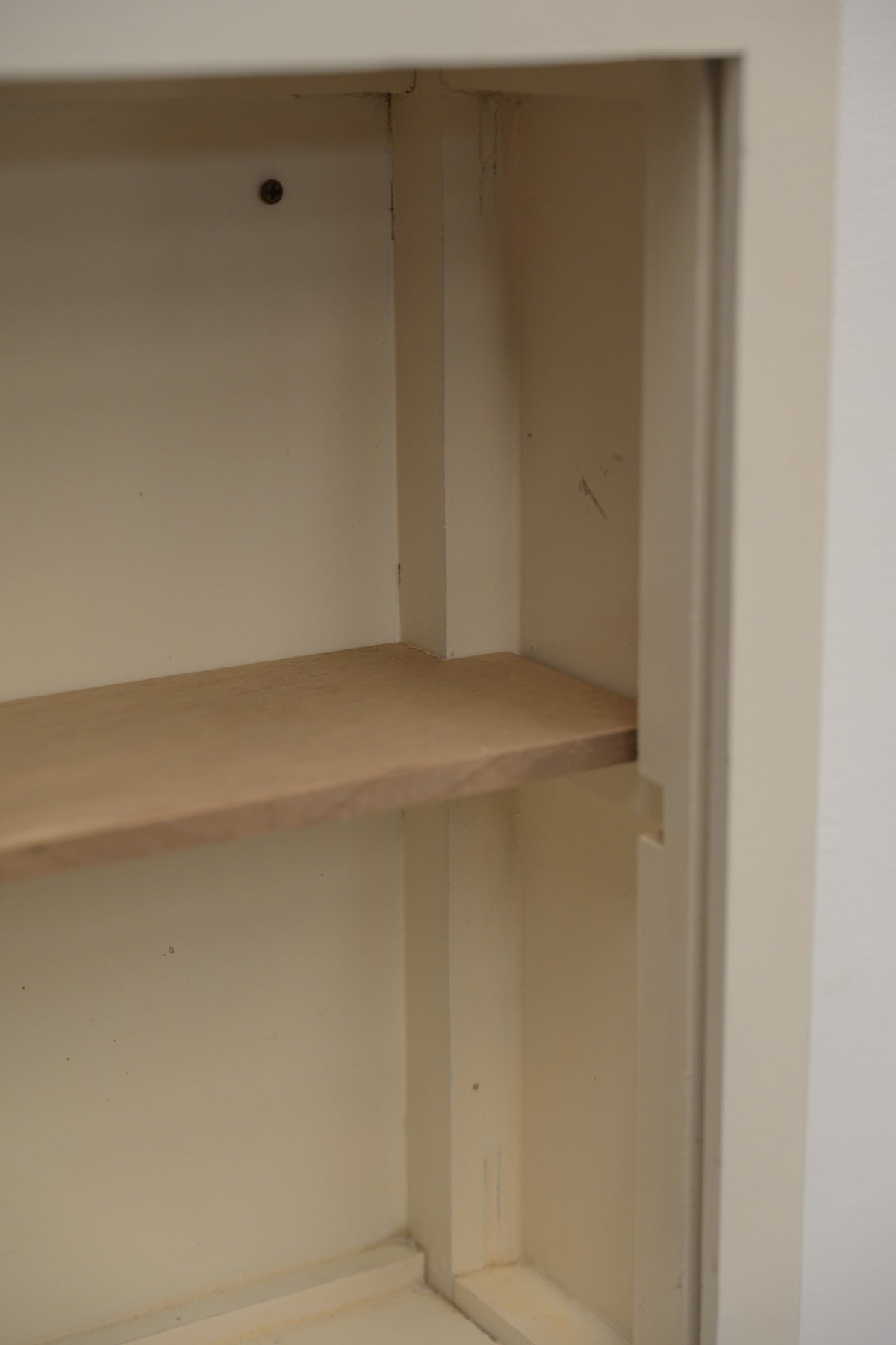 #0724 cabinet