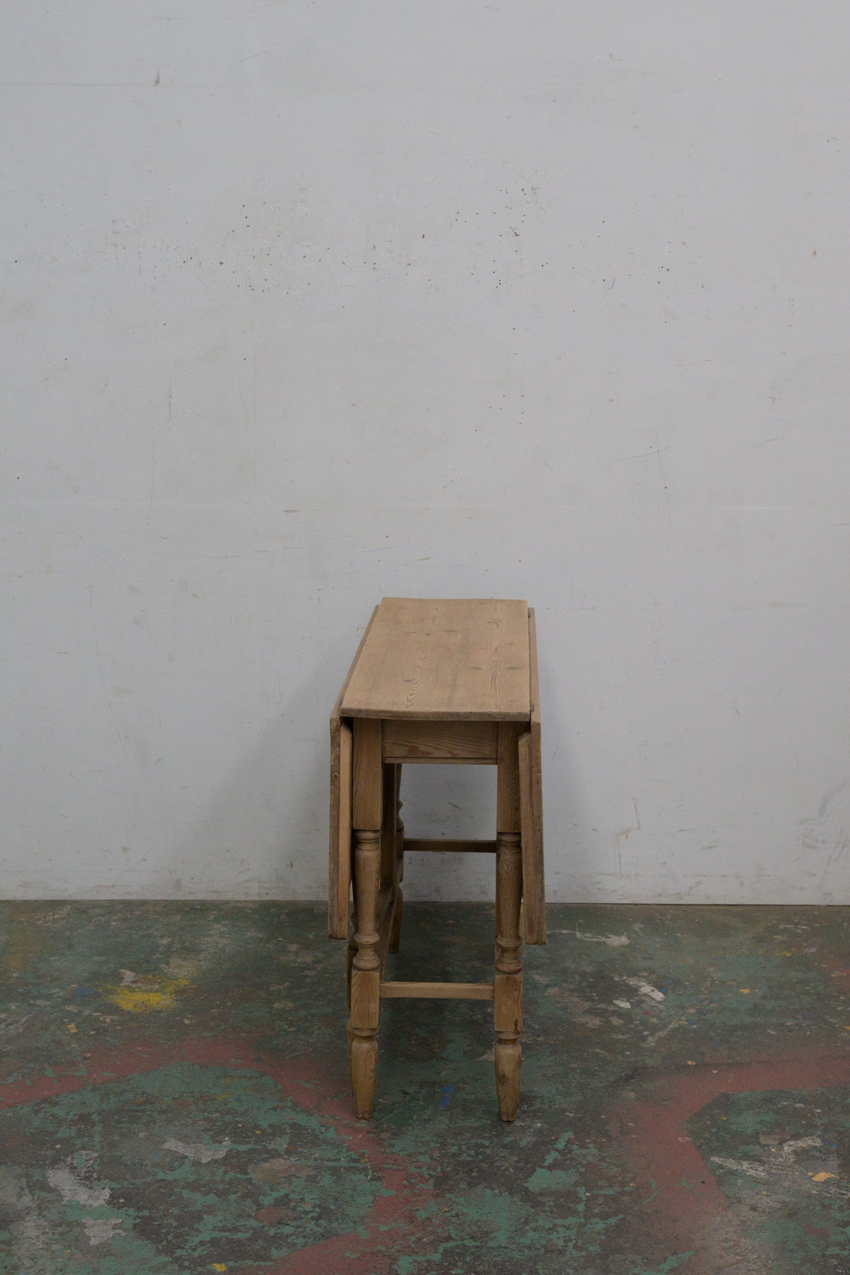 #0245 gateleg table