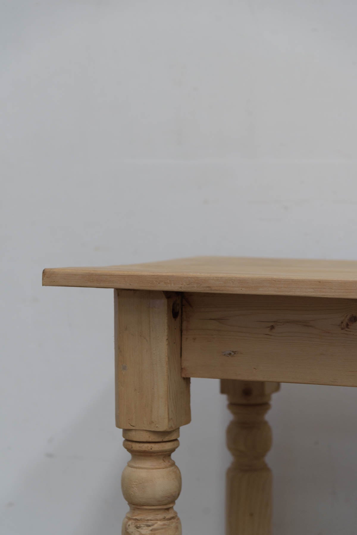 #9484 table
