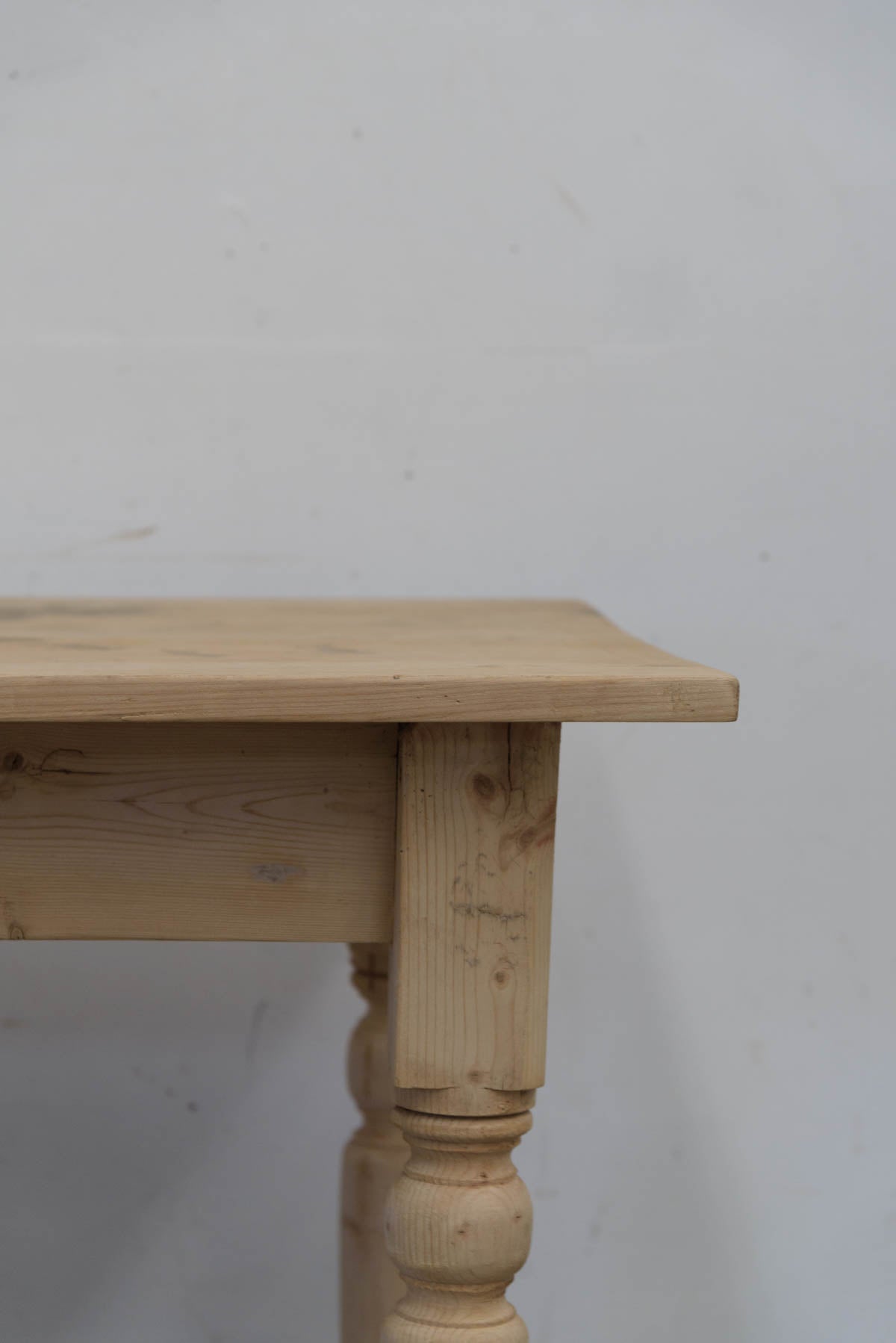 #9484 table
