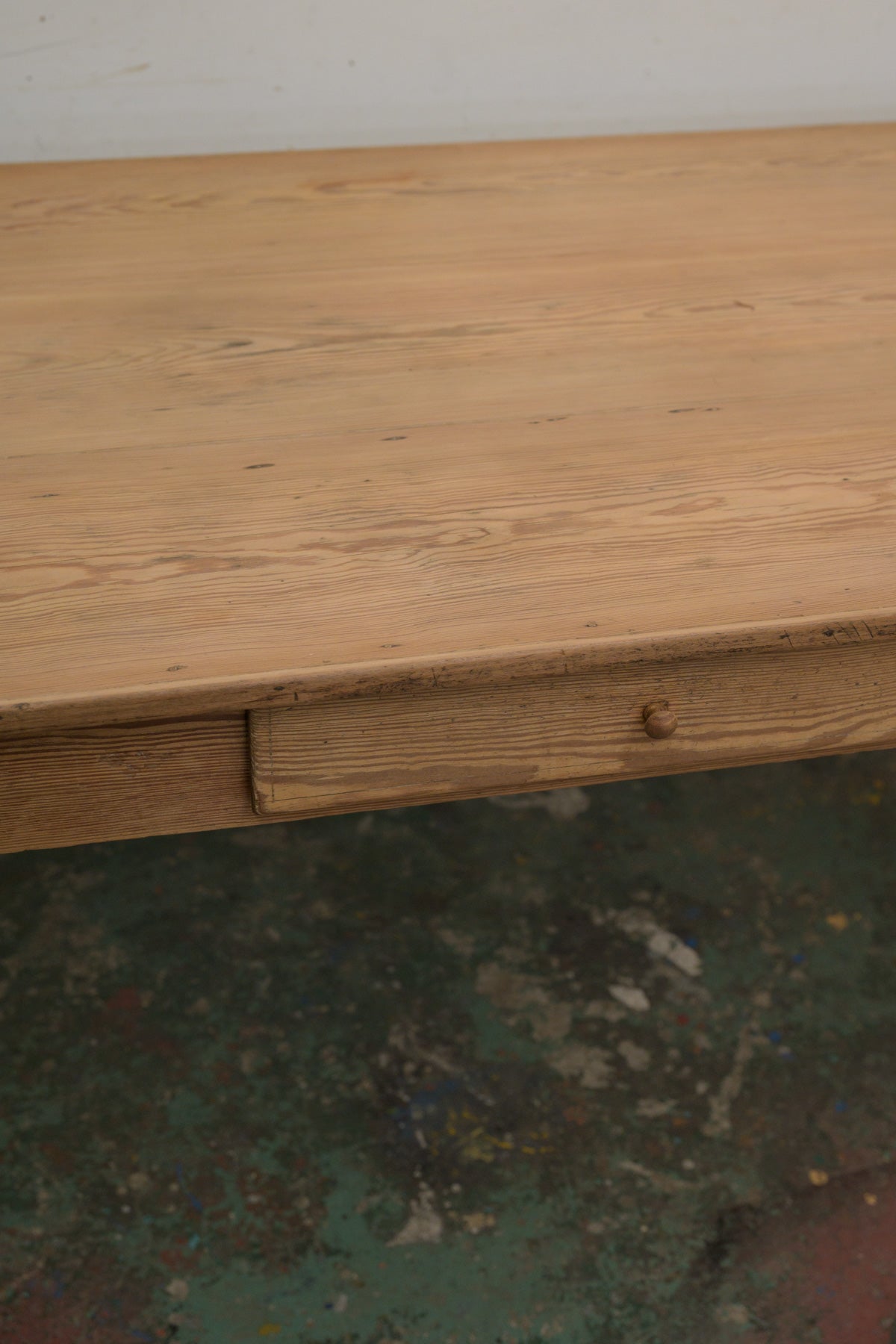 #0255 table
