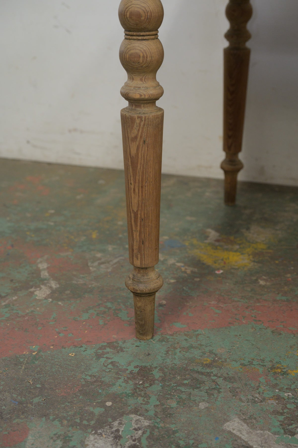 #0255 table