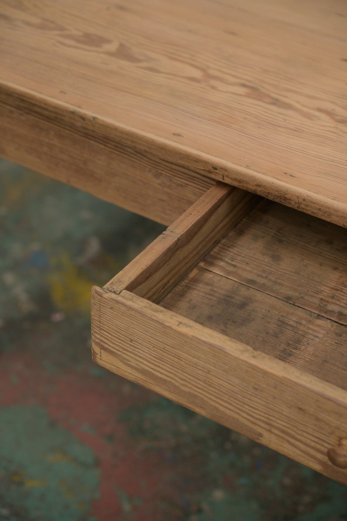 #0255 table