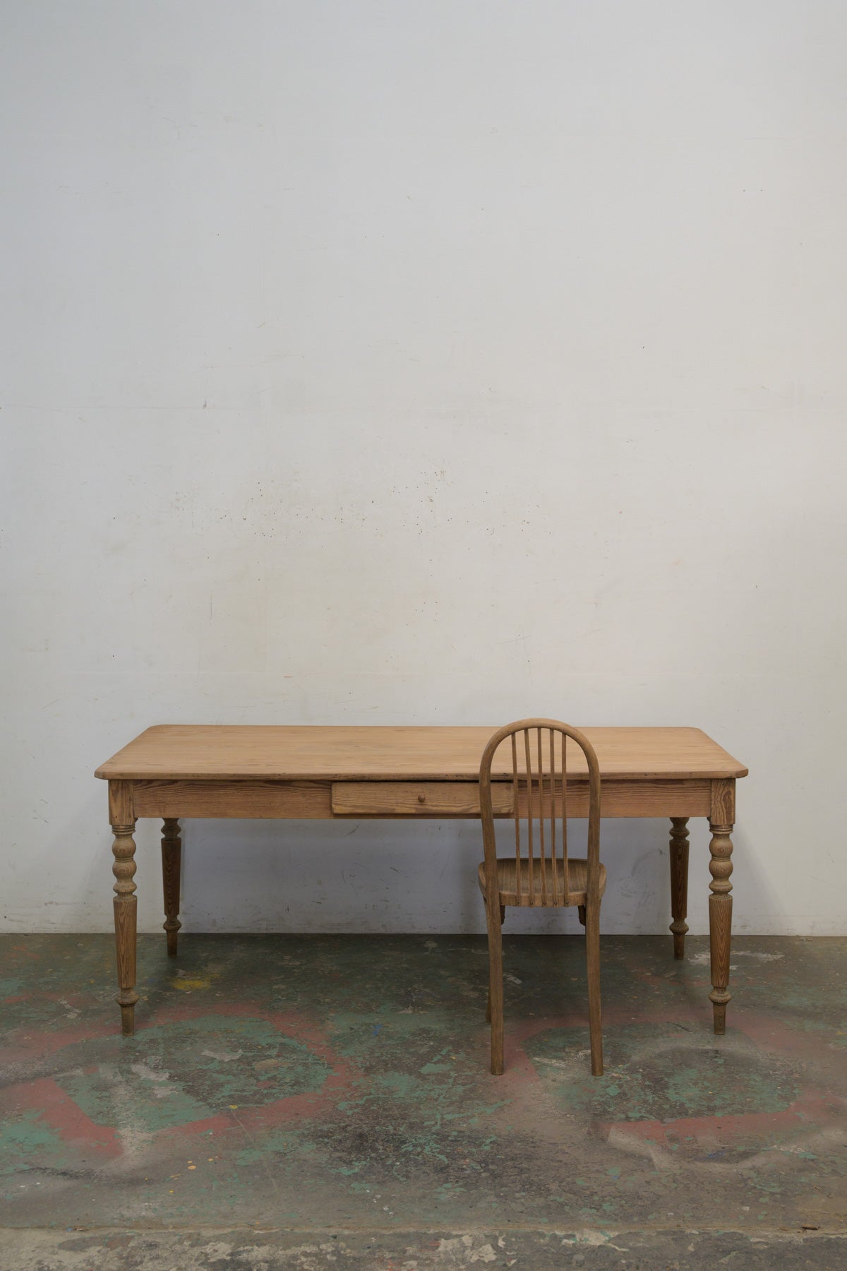 #0255 table