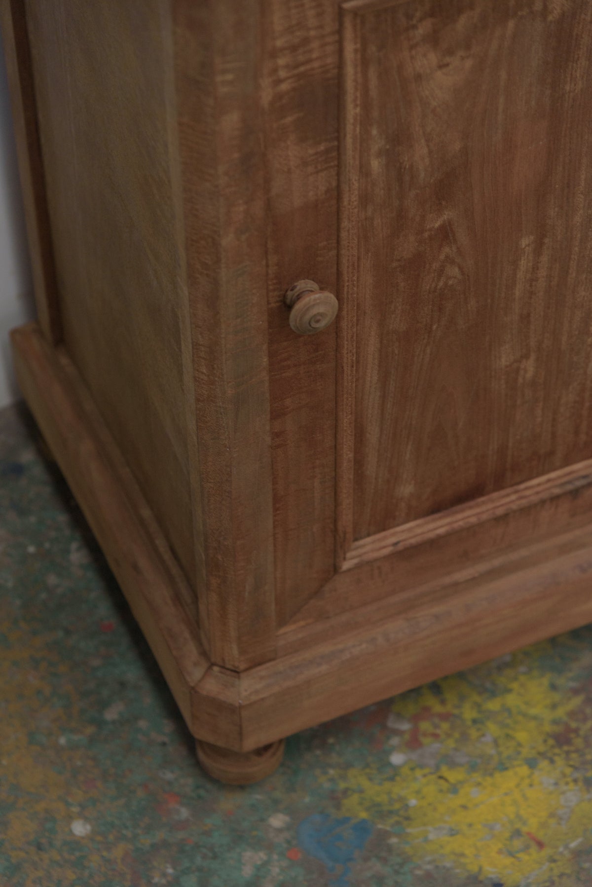 #9027 cabinet
