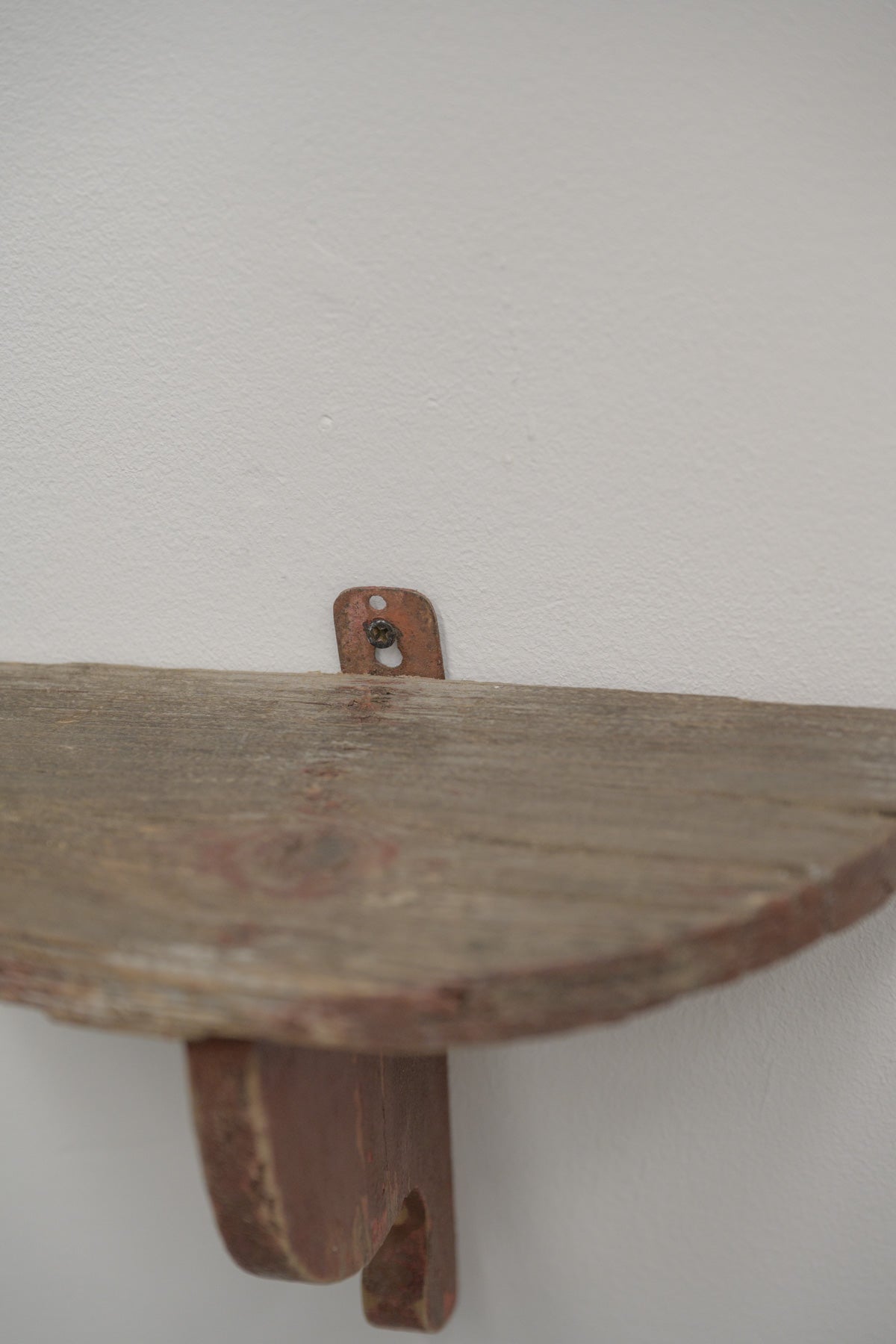 #0738 shelf