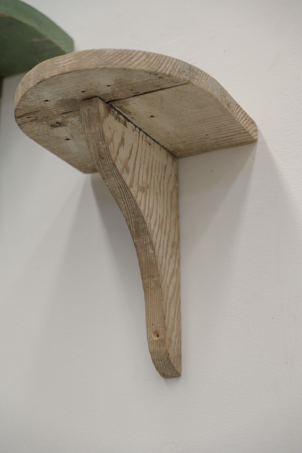 #0738 shelf