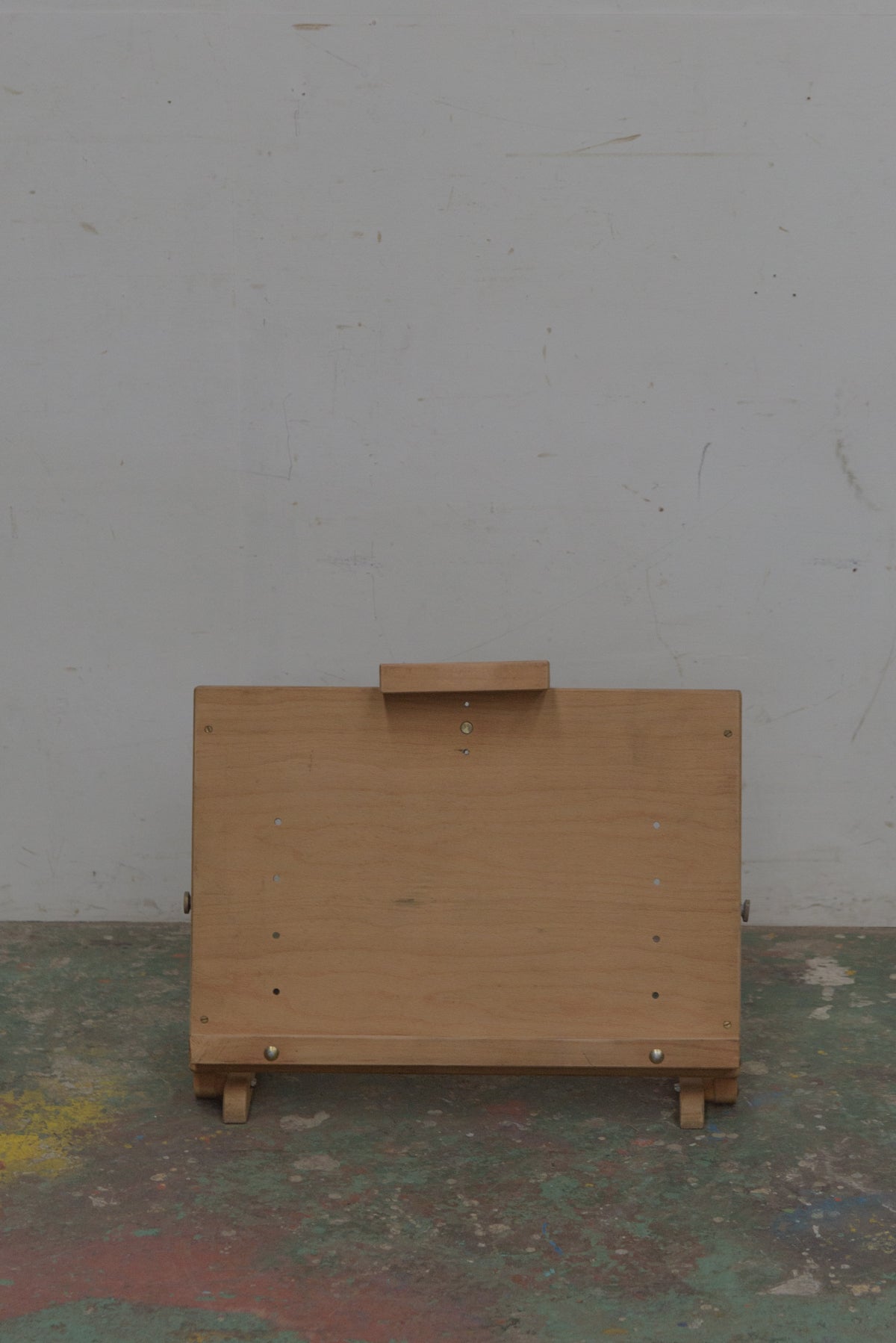 #9030 easel
