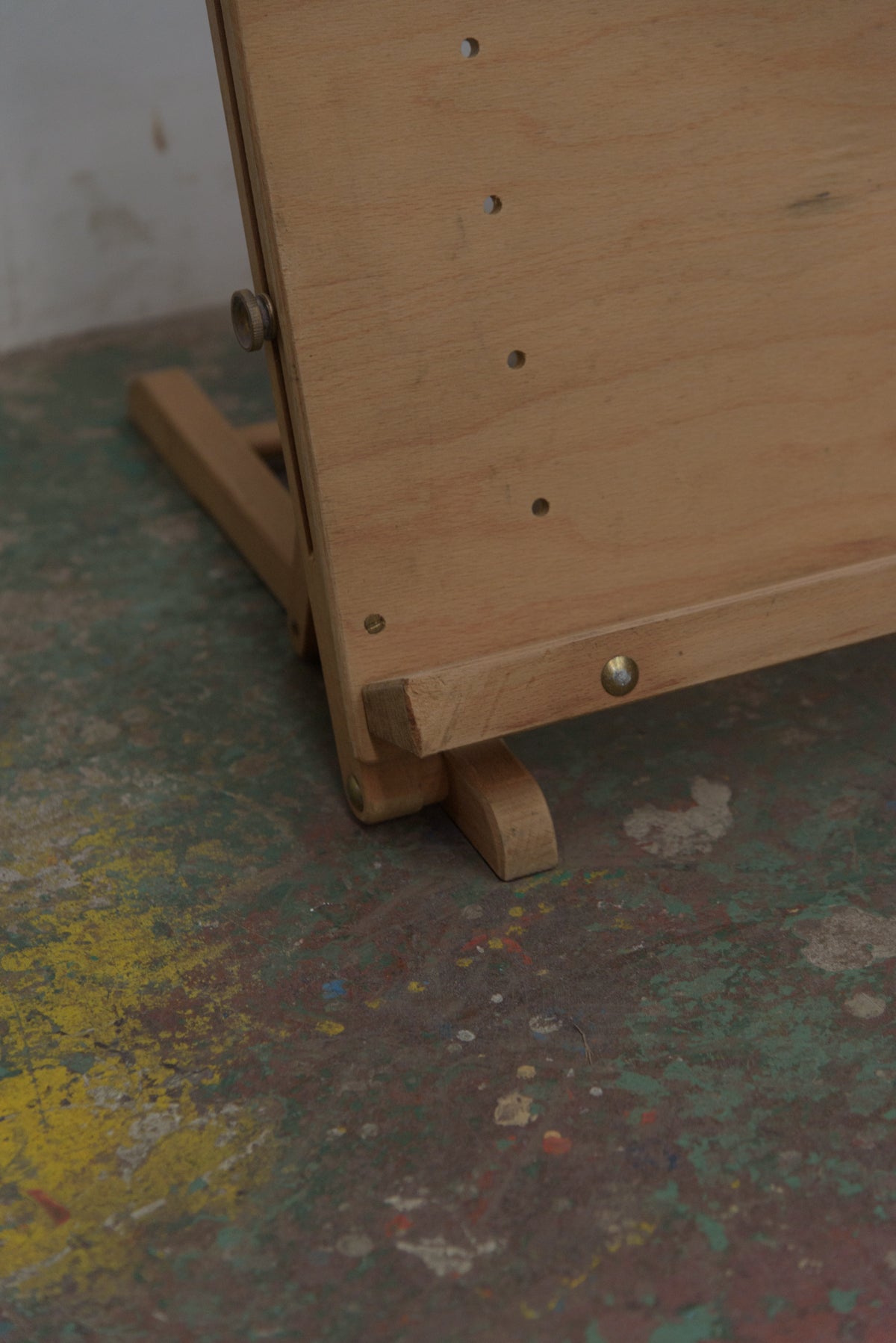 #9030 easel