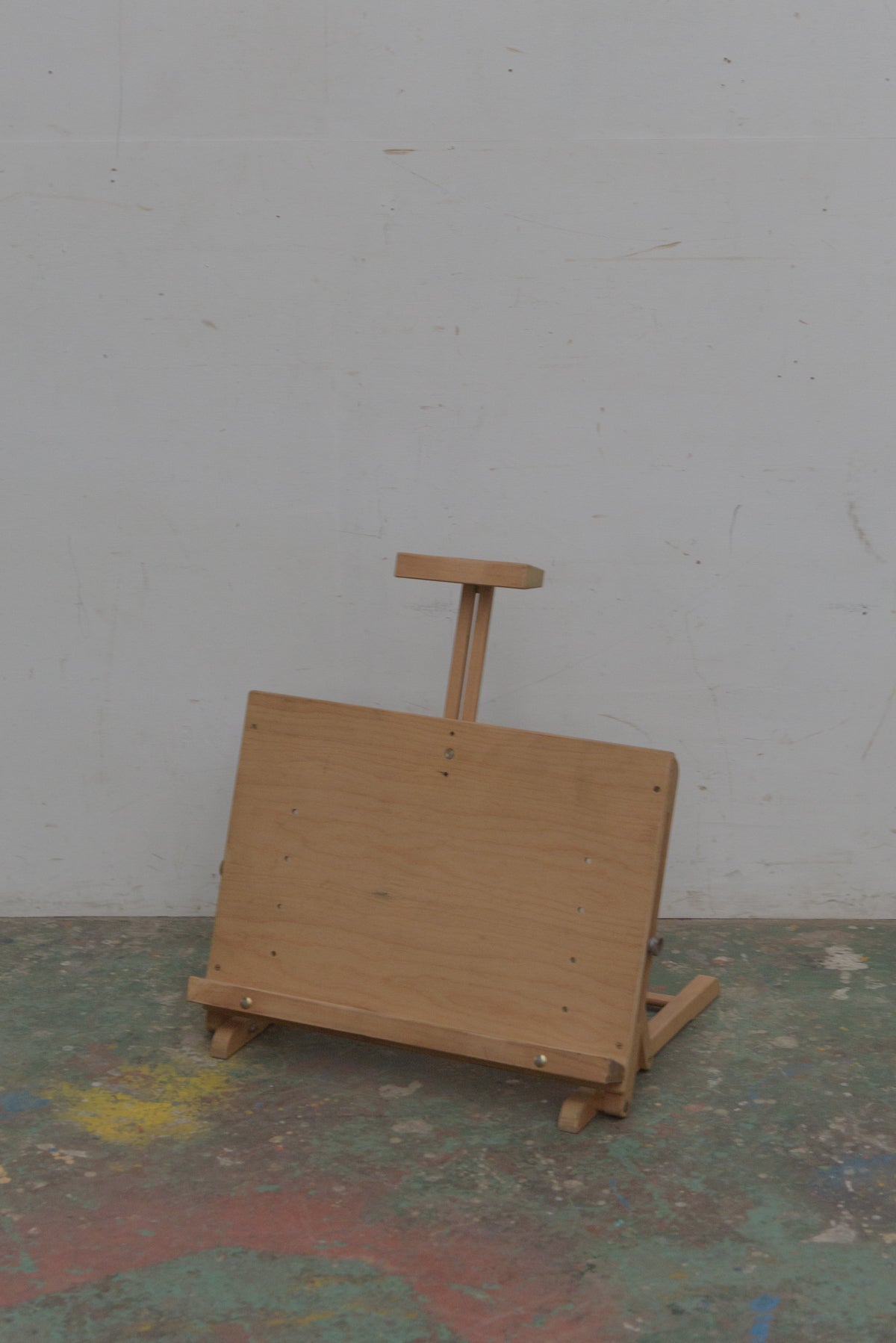 #9030 easel