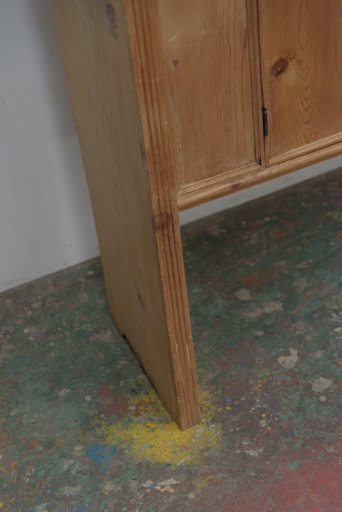 #8620 cabinet