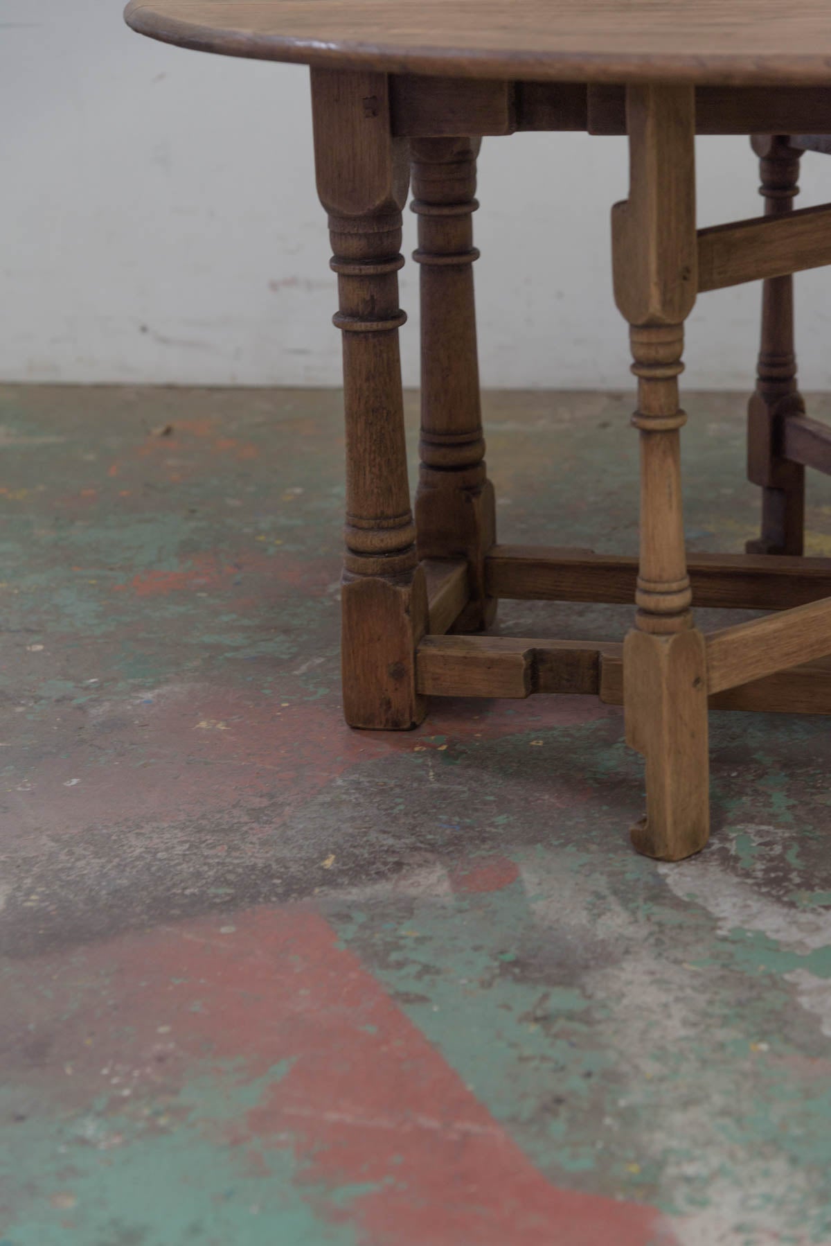 #9495 butterfly table