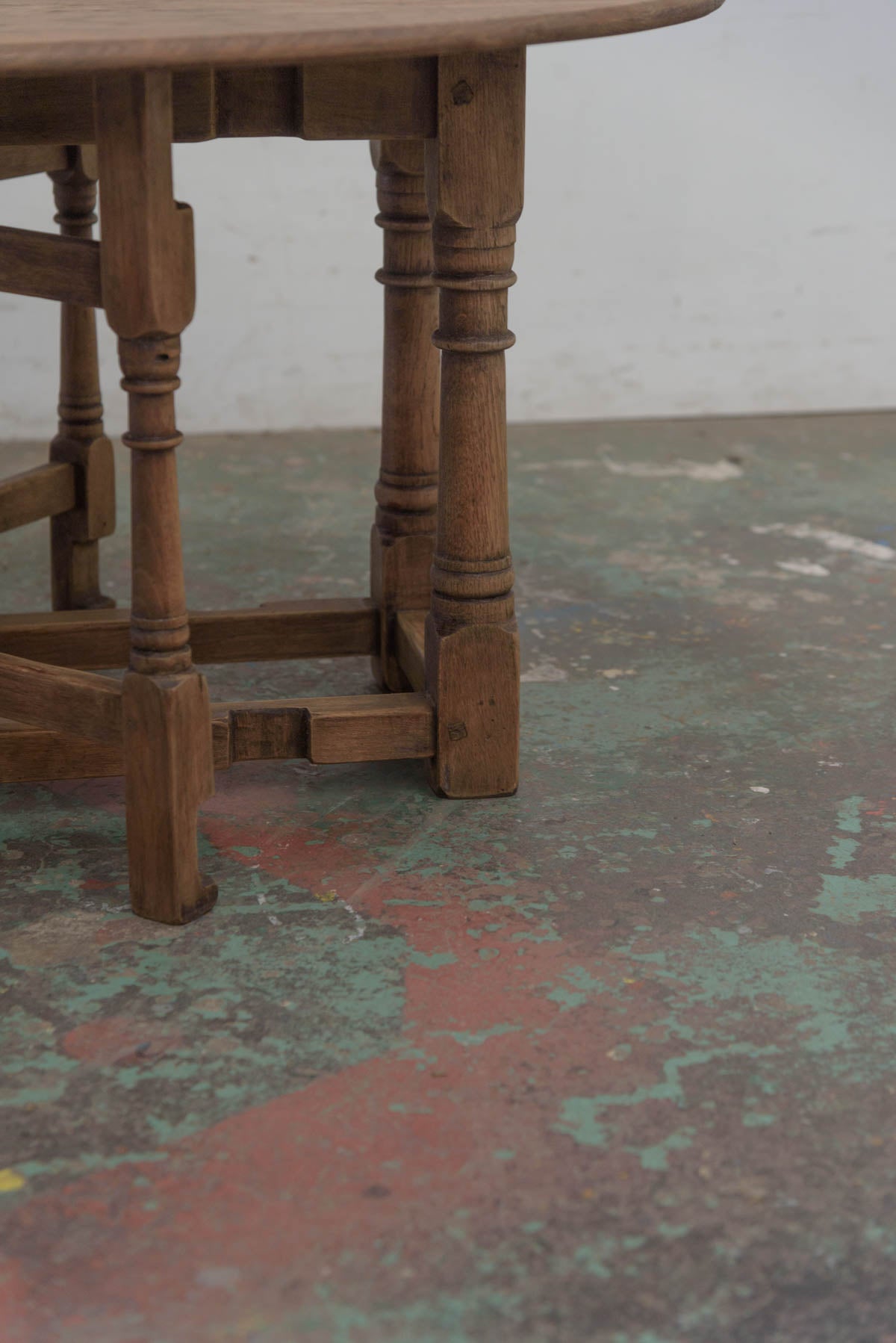 #9495 butterfly table