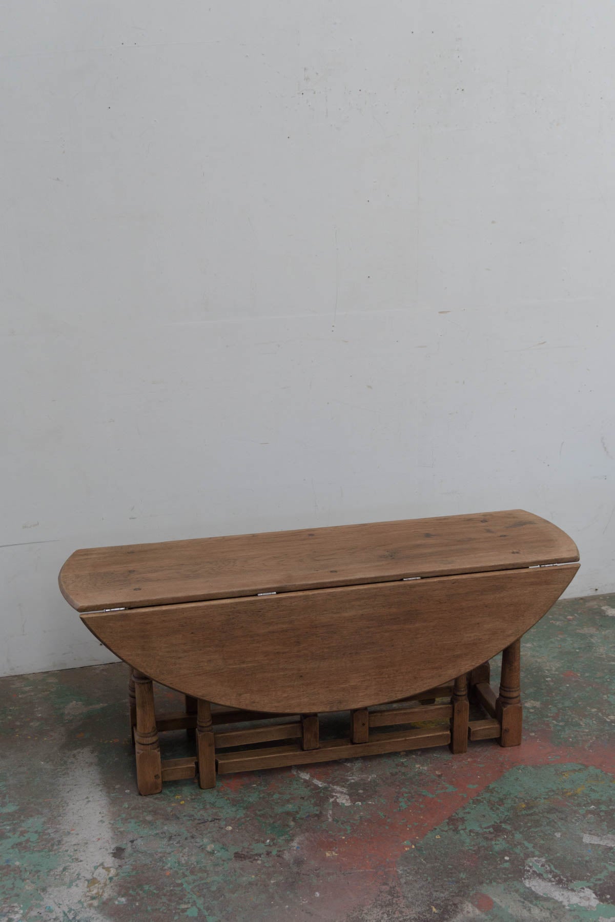 #9495 butterfly table